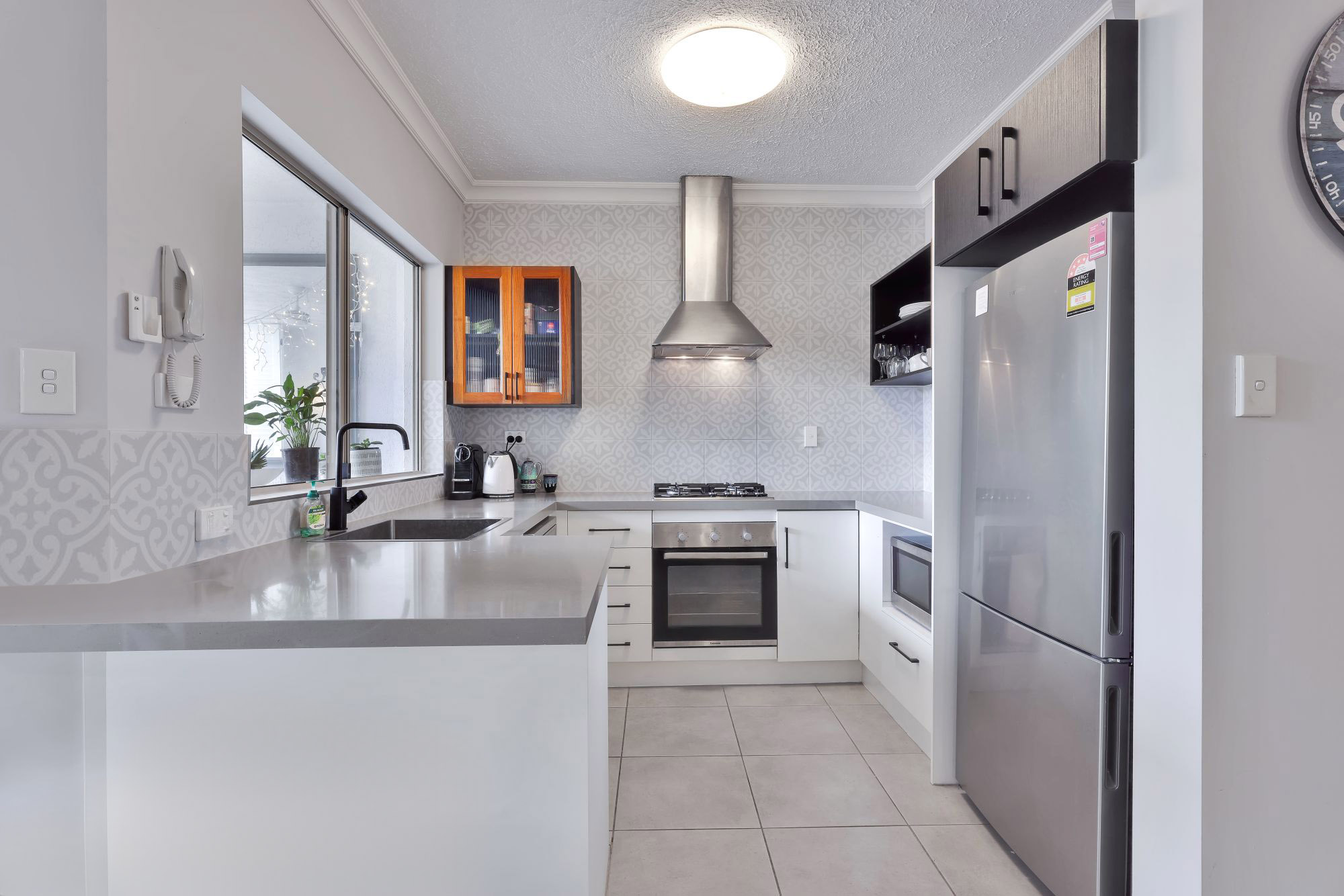 809/2-10 Greenslopes Street, Cairns North, QLD 4870 - Image 4