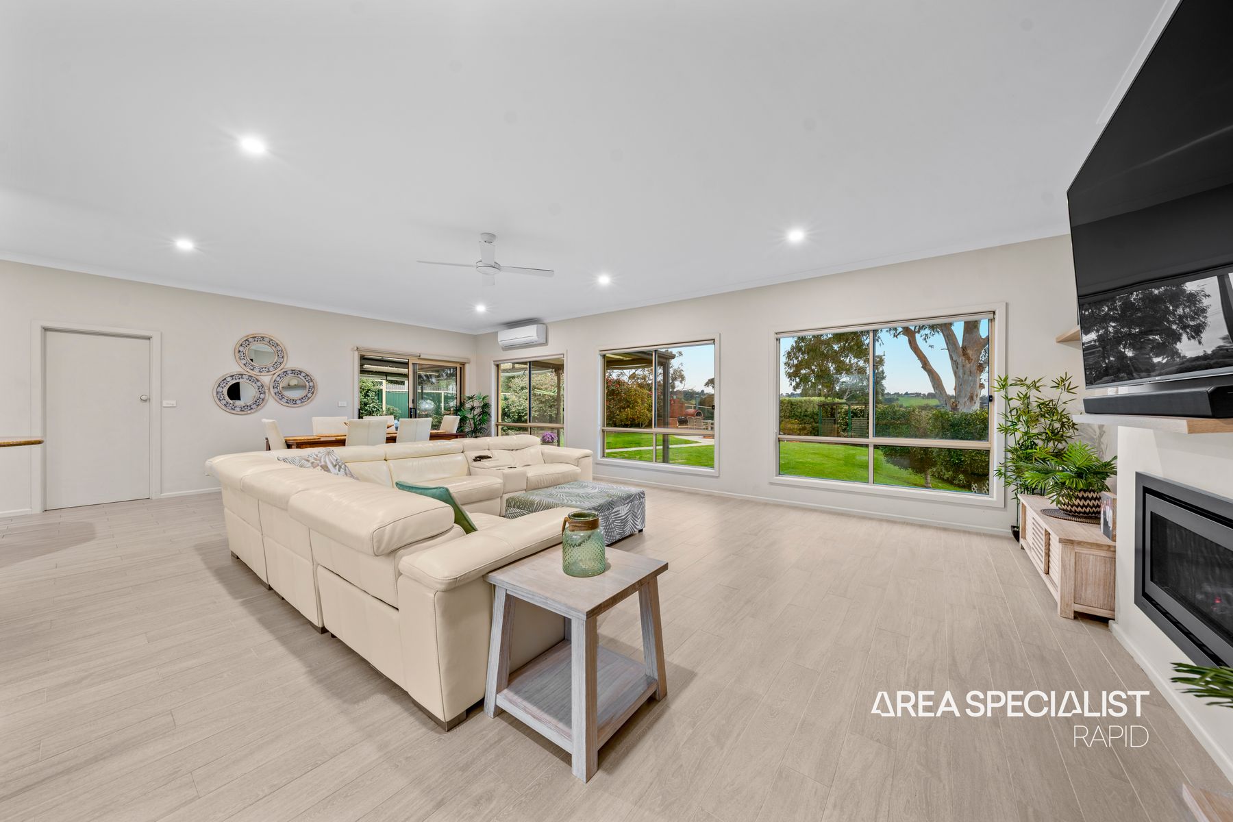 97 ABECKETT ROAD, Narre Warren North VIC 3804 - Image 4
