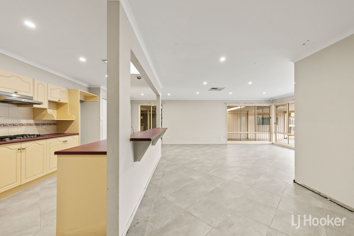 2 PINEHURST COURT, Craigmore SA 5114 - Image 10