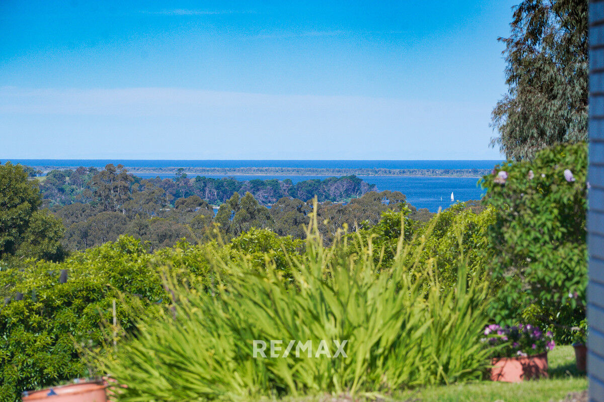 14 Moorhouse Street, Metung, Vic, 3904 - Image 2