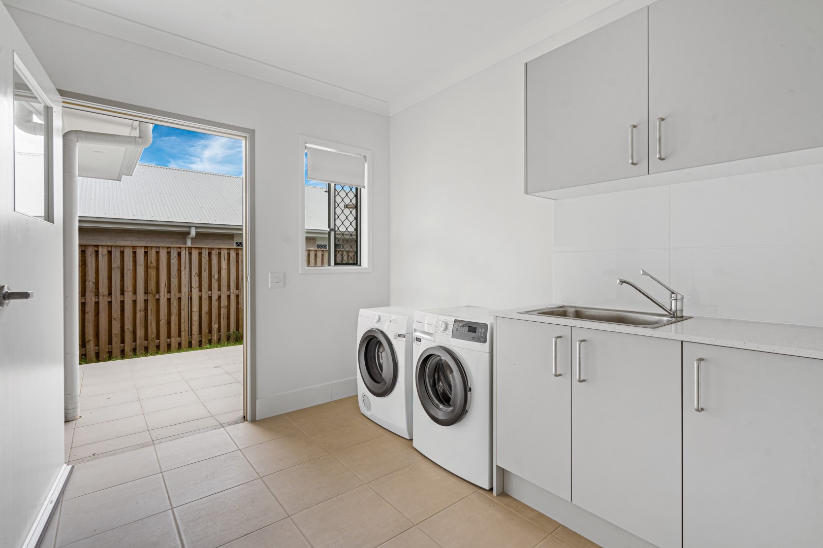 6 Highfield Street, Bundamba, QLD 4304 - Image 5