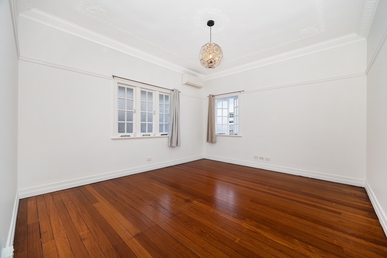 17 HAWKEN DRIVE, St Lucia QLD 4067 - Image 4