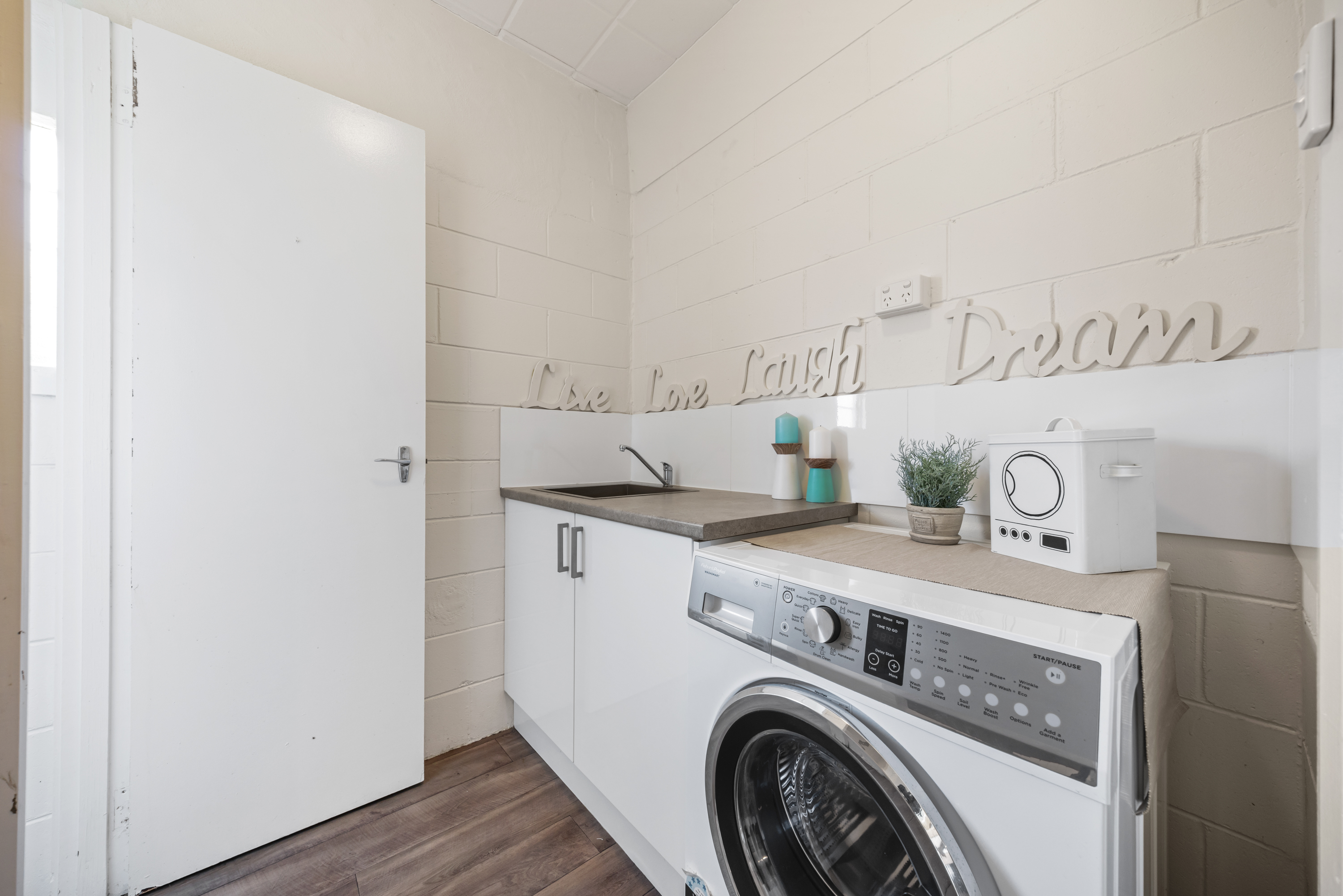 3-bedroom house at 34 Ellen Avenue, Seaspray, VIC 3851, Wellington, Victoria