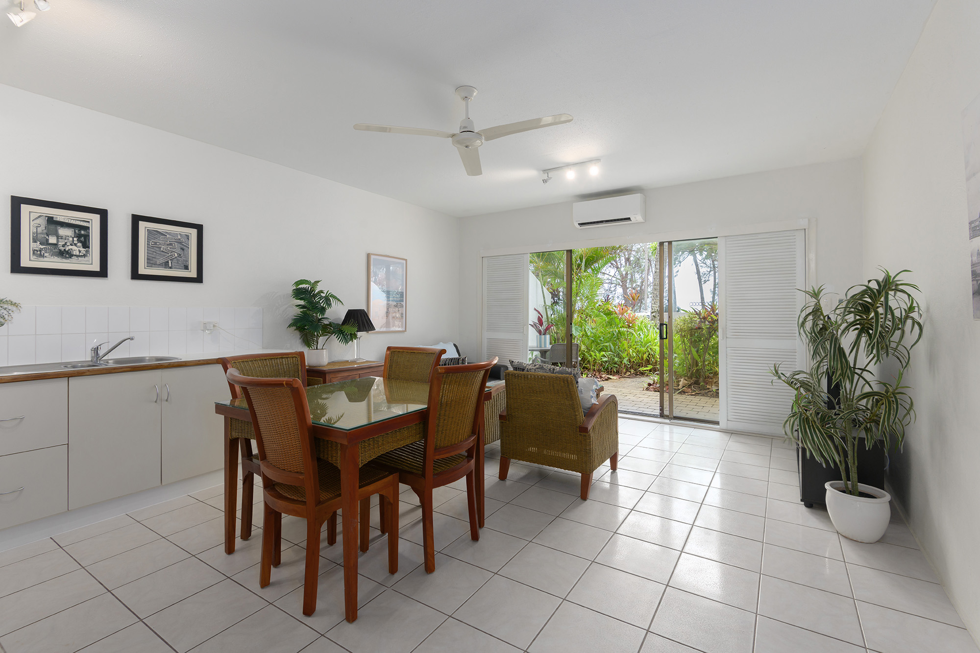202/17 Esplanade (Beachfront Terraces), Port Douglas, Qld, 4877 - Image 4