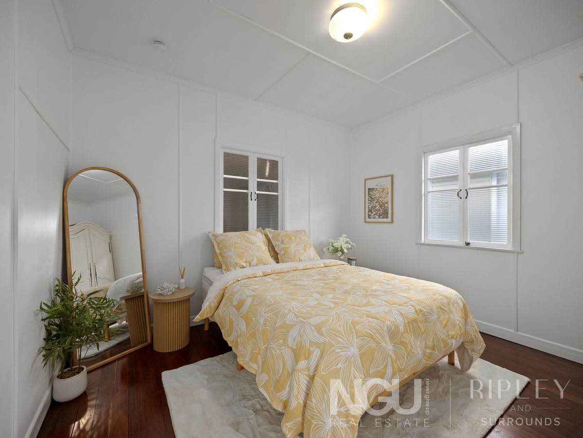 74 WHITEHILL ROAD, Eastern Heights QLD 4305 - Image 9