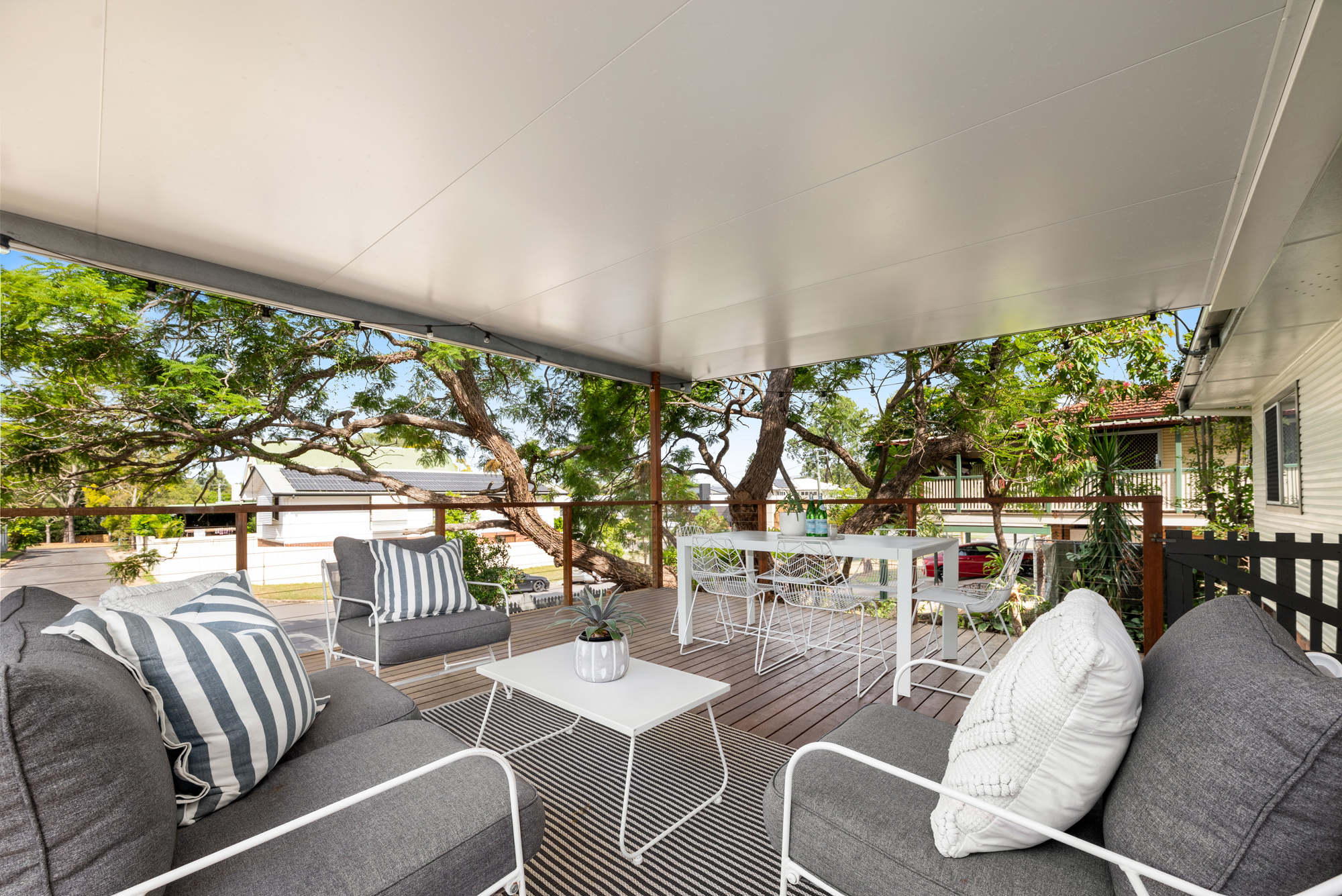 8 MUIRLEA STREET, Oxley QLD 4075 - Image 2