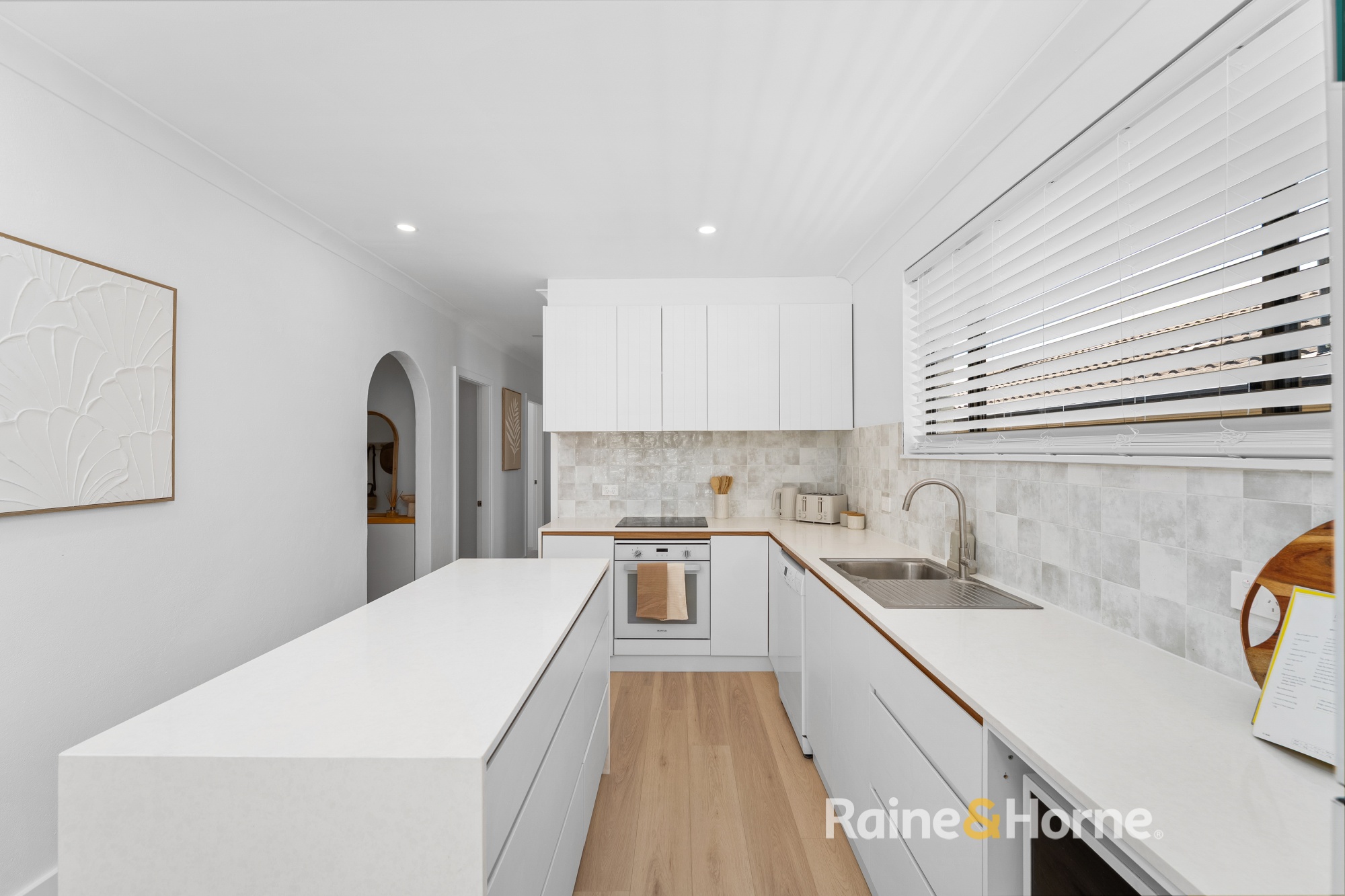 61 GALLIPOLI AVENUE, Umina Beach NSW 2257 - Image 3