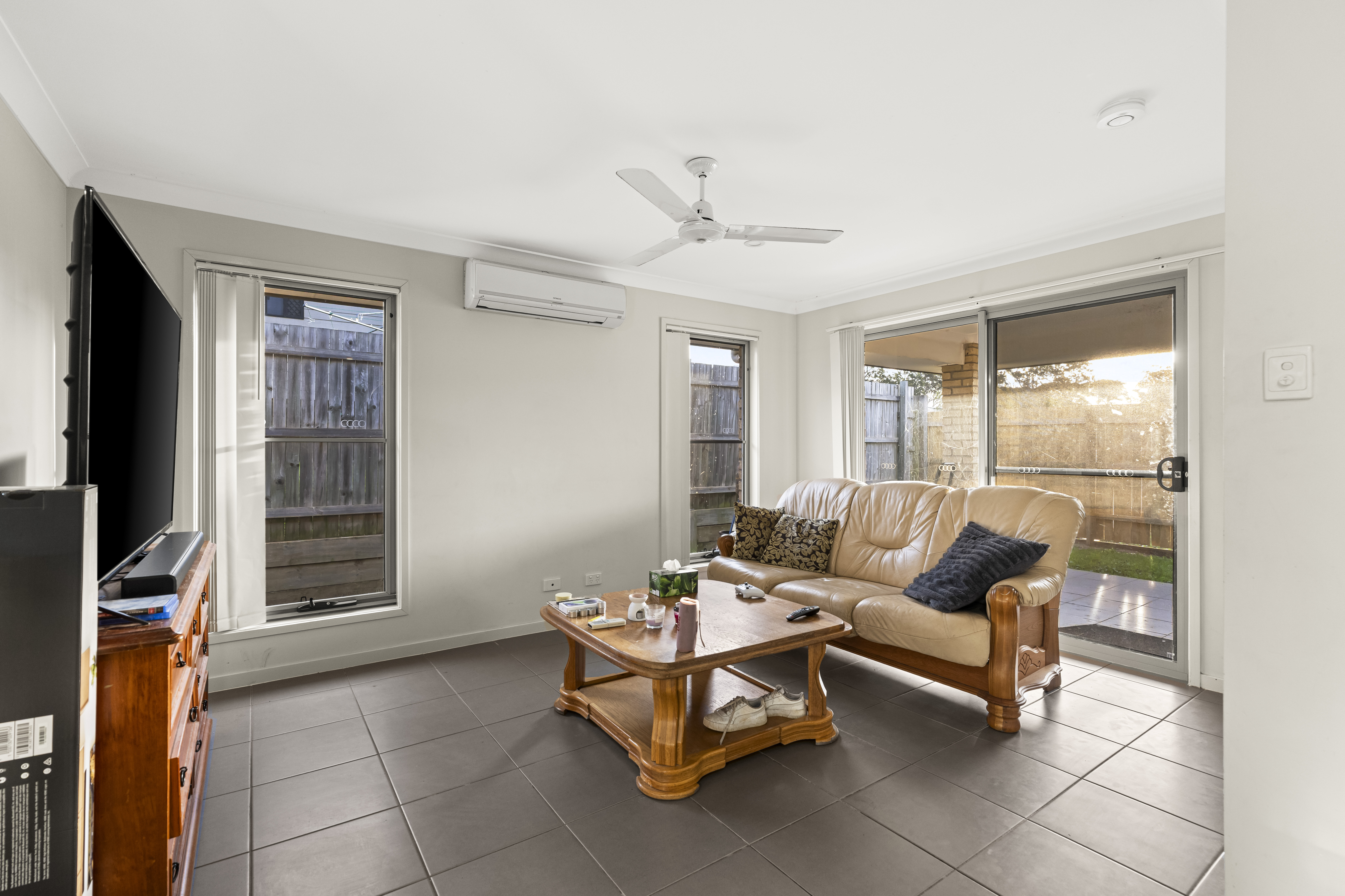 6-bedroom unit at 81 Cambooya Street, Drayton, QLD 4350, Toowoomba, Queensland