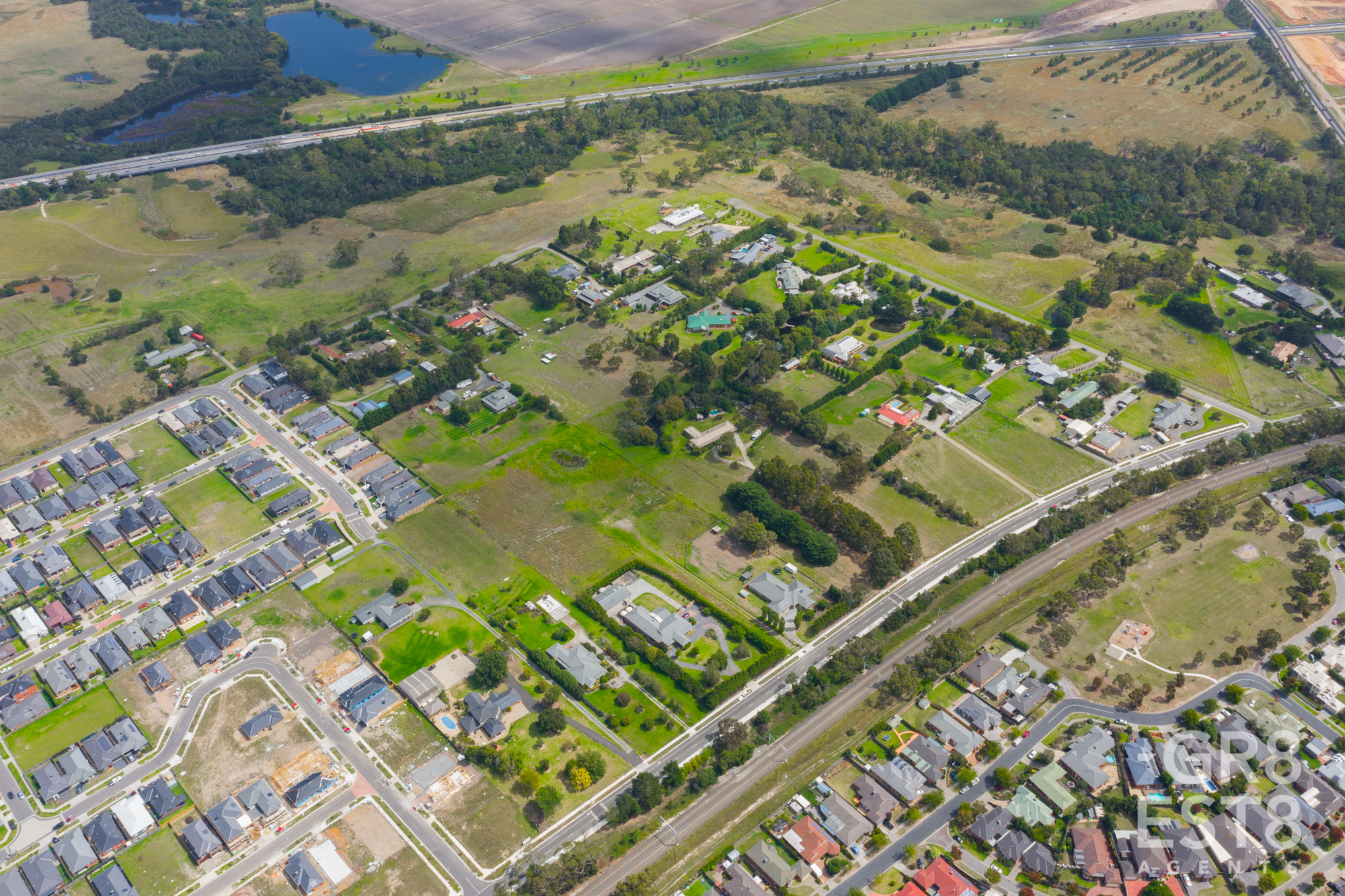 6 WATTLE CRESCENT, Beaconsfield VIC 3807 - Image 10