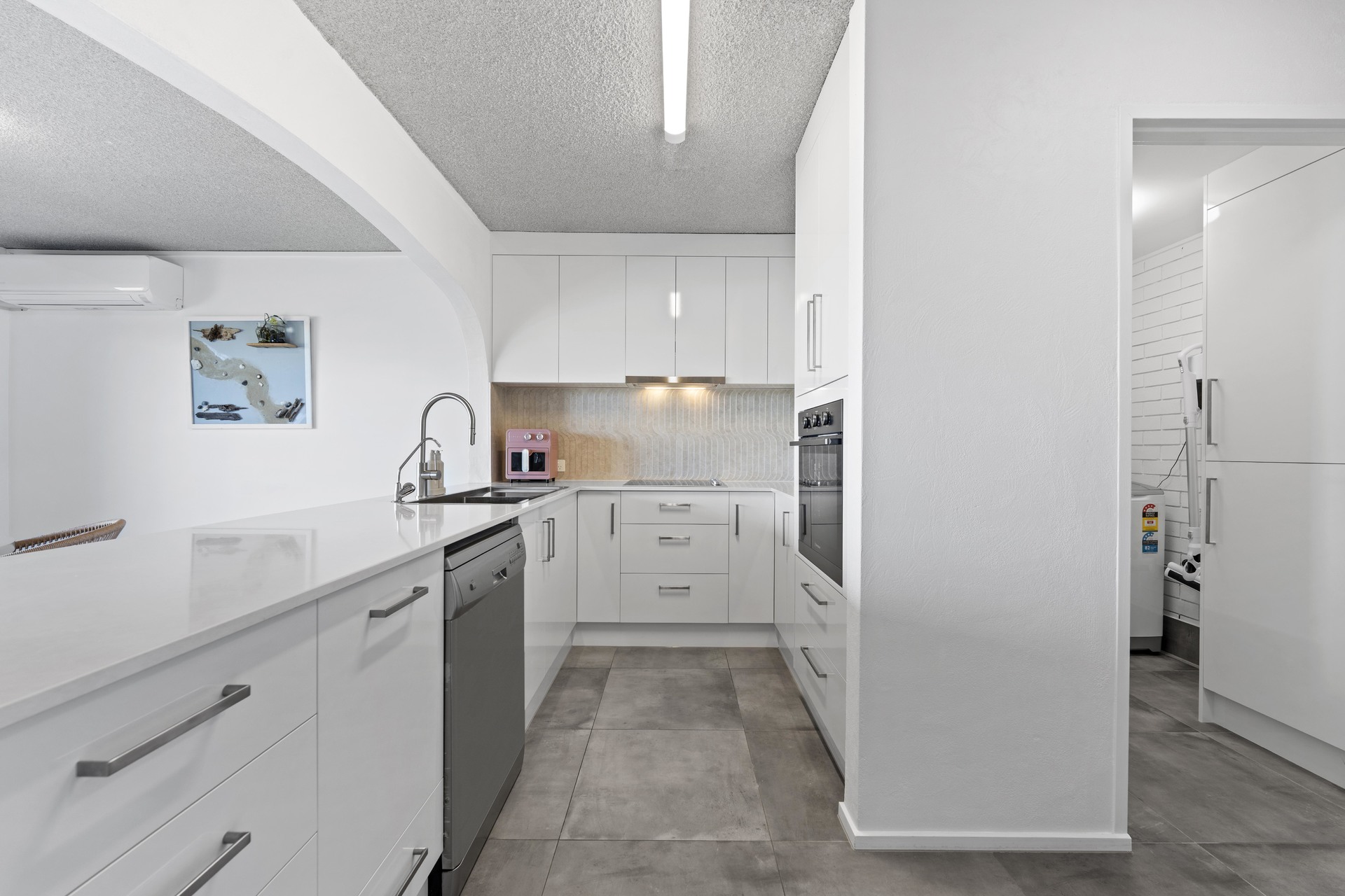UNIT 3 5-7 BAROOGA CRESCENT, Mooloolaba QLD 4557 - Image 7