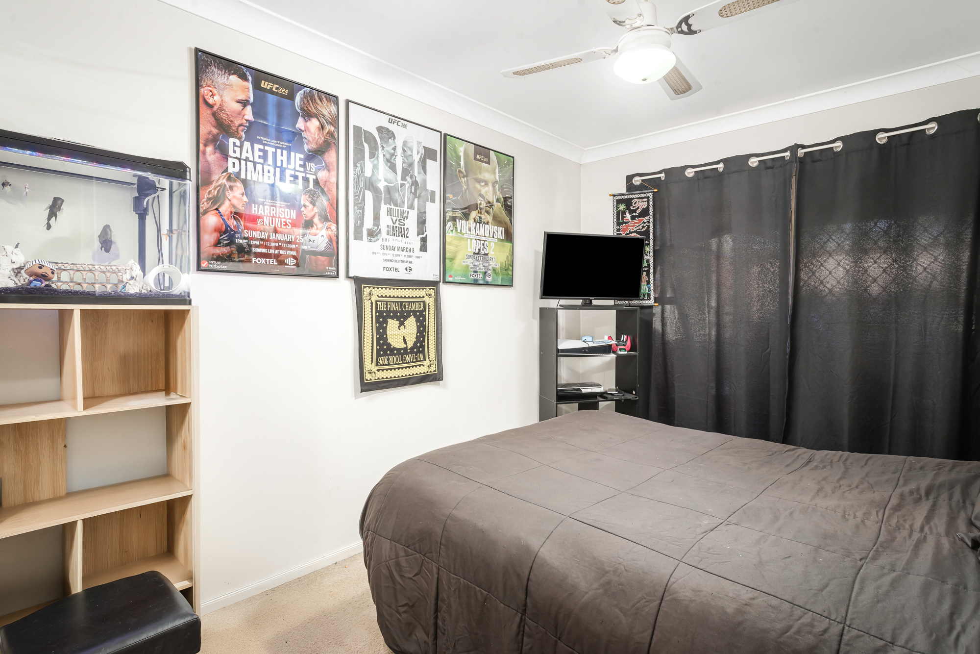 8-bedroom house at 45 Adelaide Street, Oxley Park, NSW 2760, Penrith, New South Wales