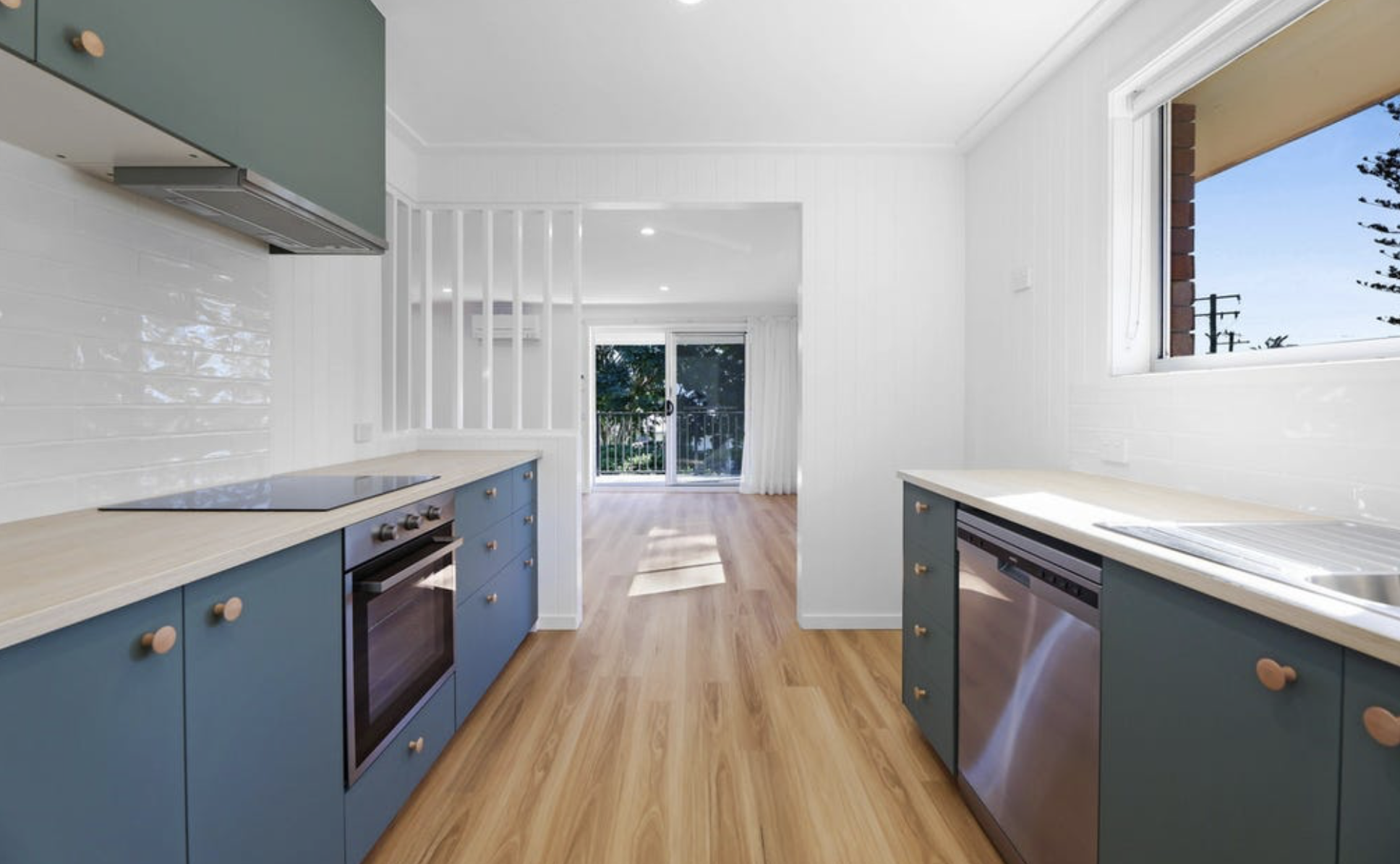 2/2 Macaw Avenue, Miami, QLD 4220 - Image 5