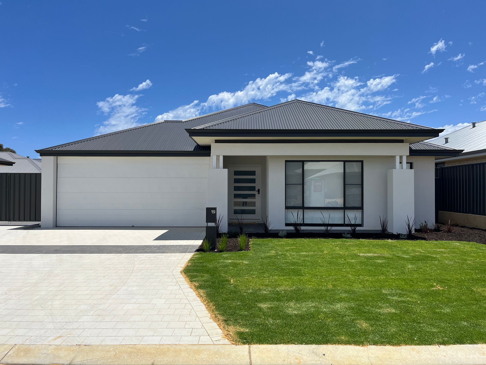 19 Kalbarri Way, Dawesville, Wa, 6211 - Image 1