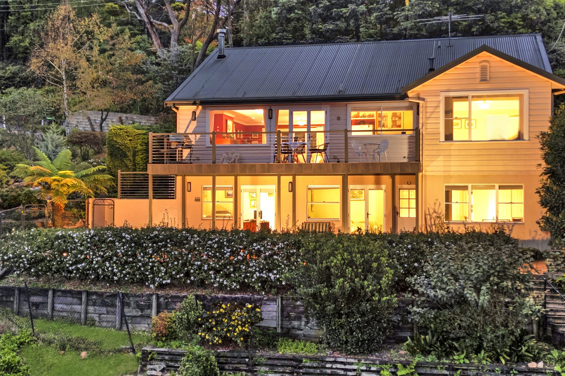 33 HENDERSON ROAD, Wentworth Falls NSW 2782 - Image 1