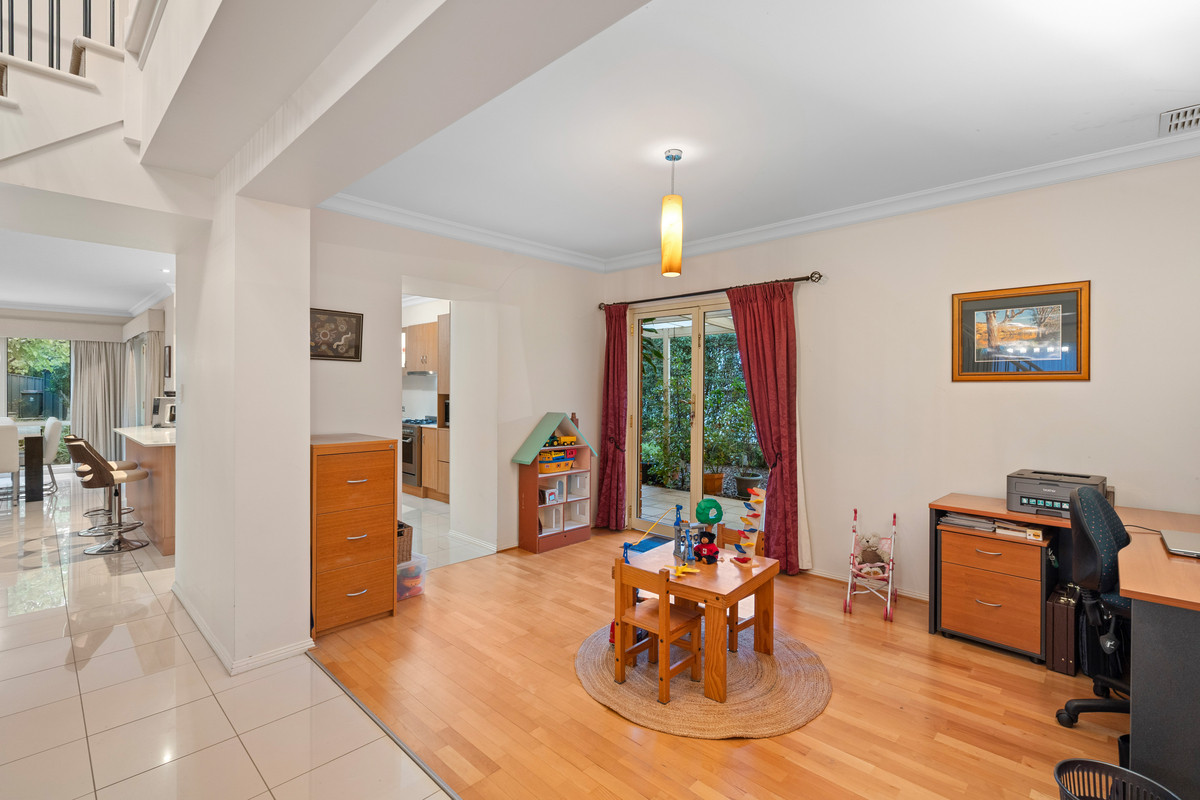 7 Coulson Court, Greenwith, SA 5125 - Image 5