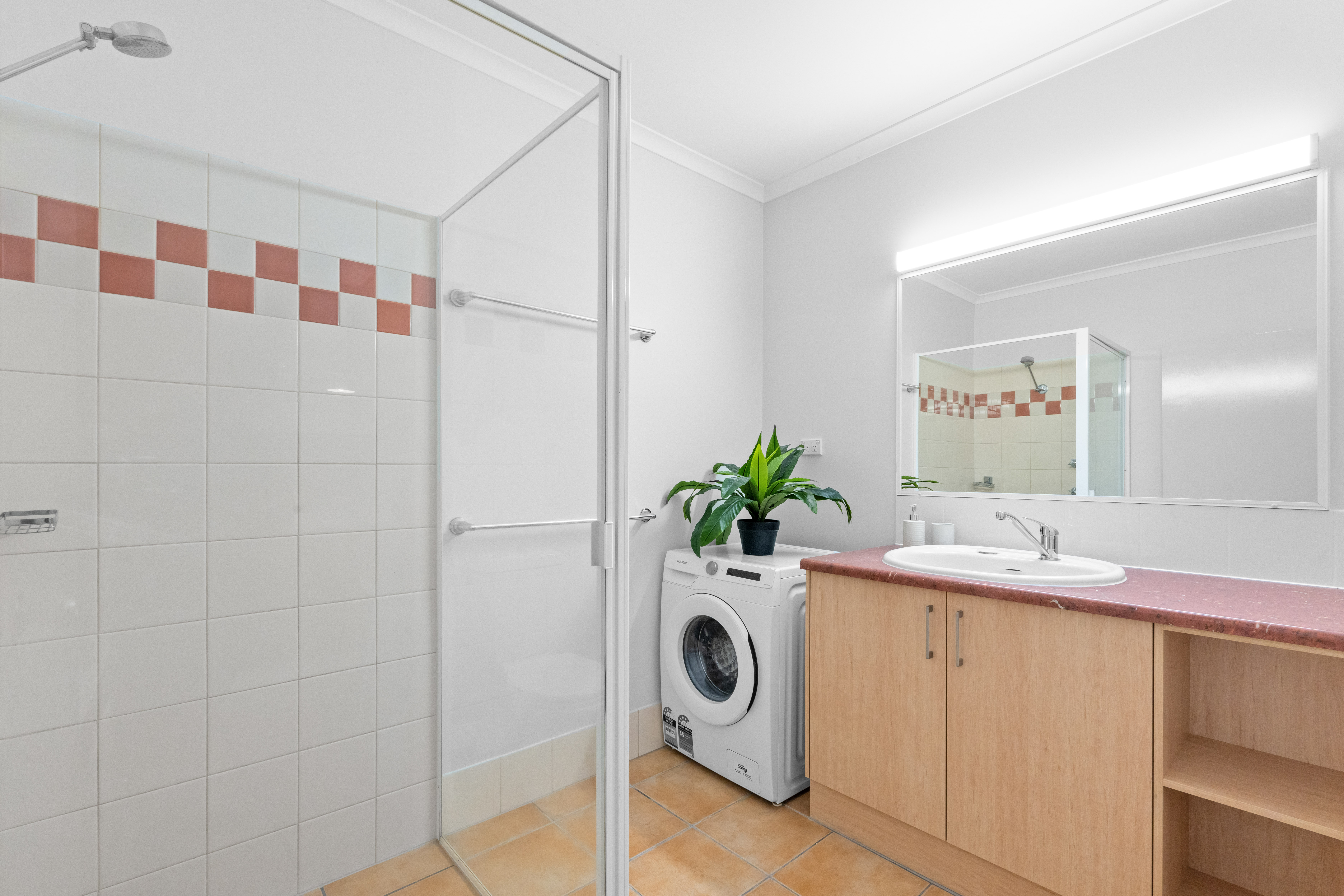 7 5-7 OYSTER COURT, TRINITY BEACH QLD 4879 - Image 6