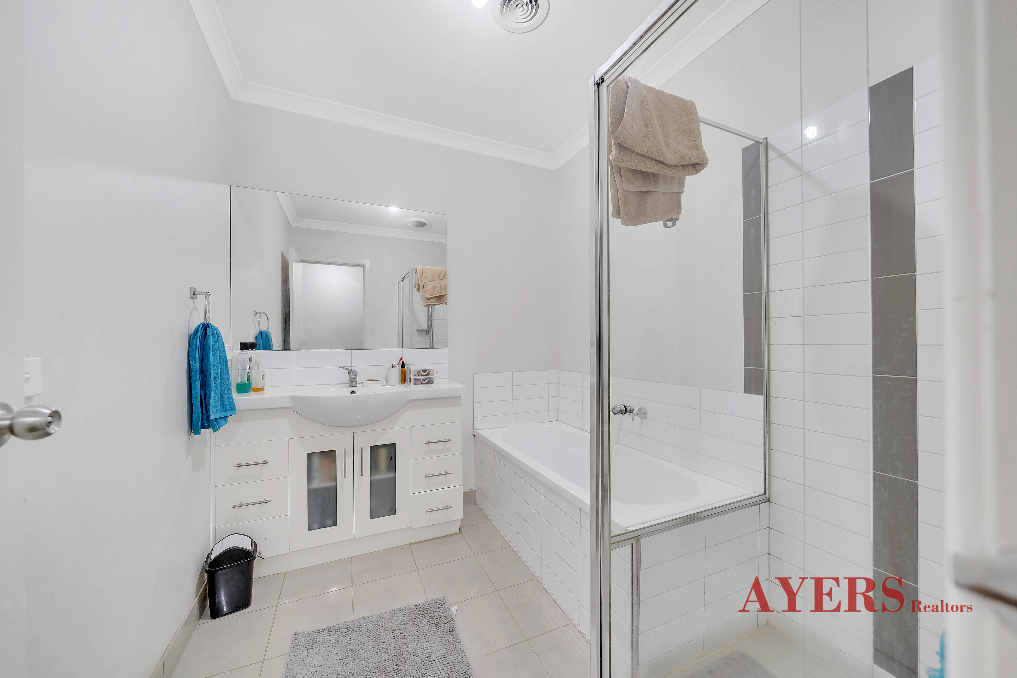 15/4 Young Road, Hallam, VIC 3803 - Image 8