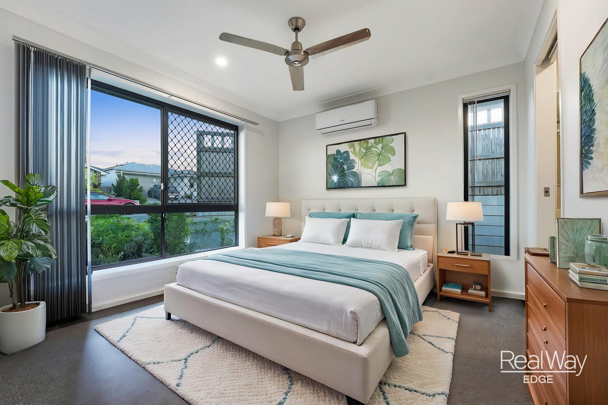10 Palk Place, Spring Mountain, QLD 4300 - Image 8