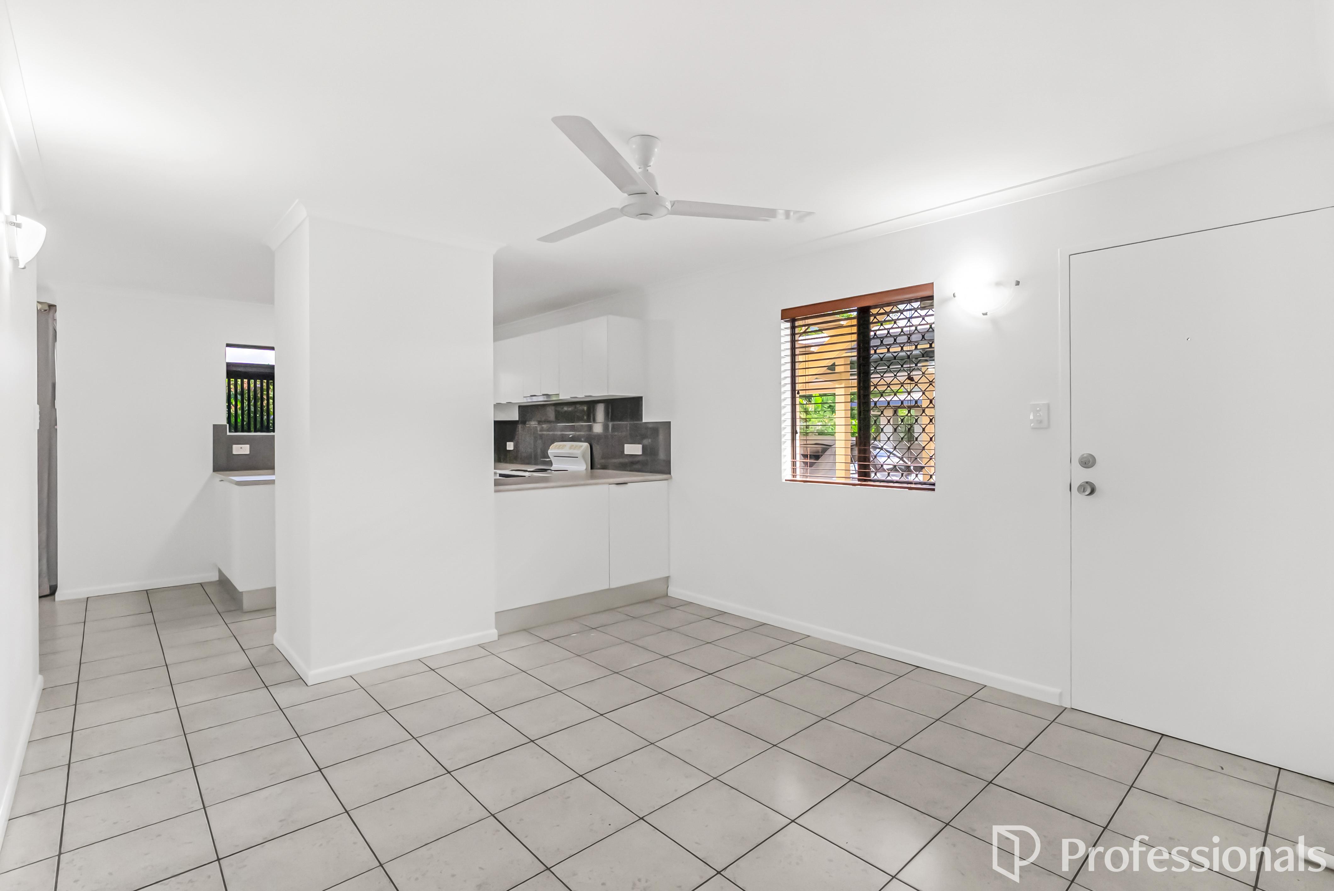 4 18 JENSEN STREET, MANOORA QLD 4870 - Image 8