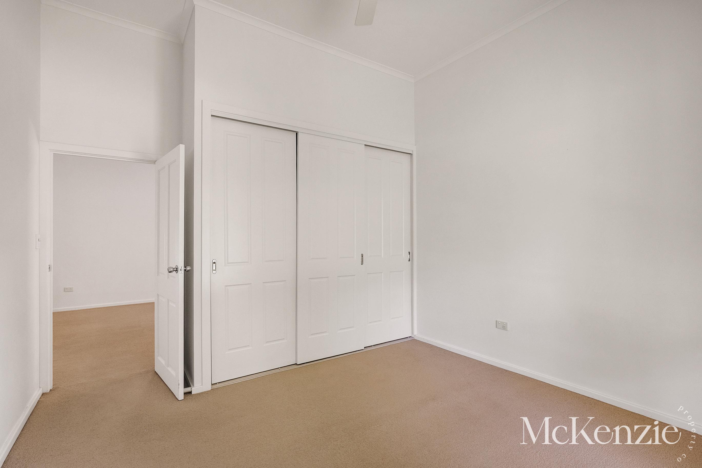 6-bedroom house at 23 Falcon Street, Renmark North, SA 5341, Renmark Paringa, South Australia