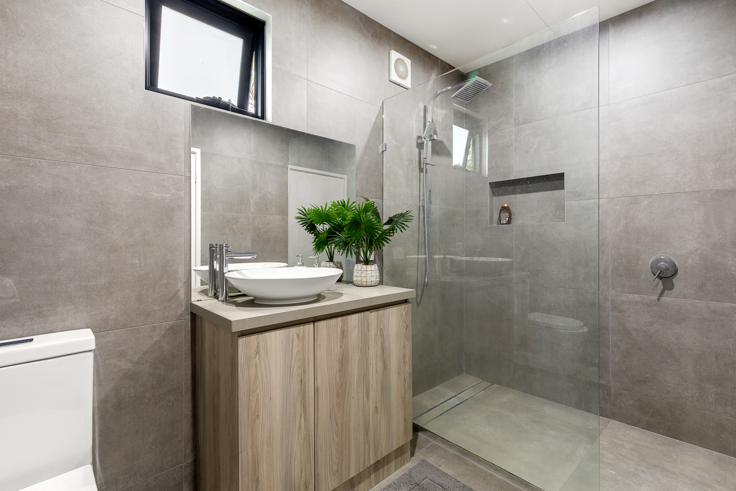 3-bedroom house at 3 SKYLINE DRIVE, Keilor VIC 3036, Brimbank, Victoria