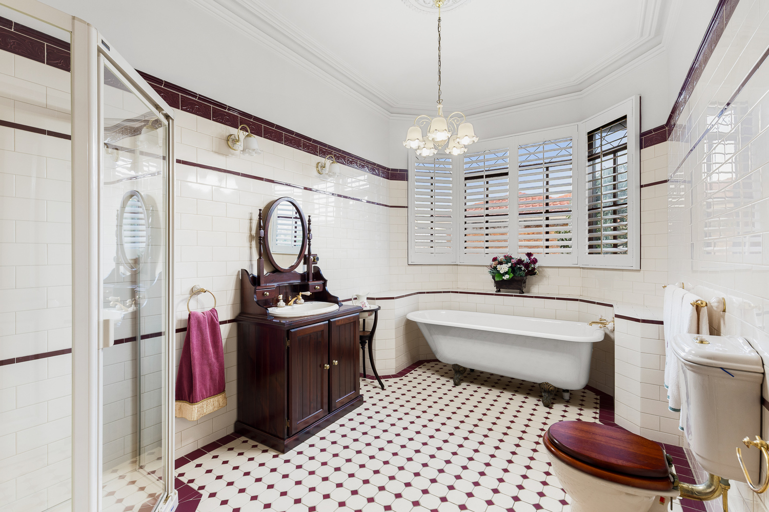 5-bedroom house at 4 REEVE DRIVE, Keilor VIC 3036, Brimbank, Victoria