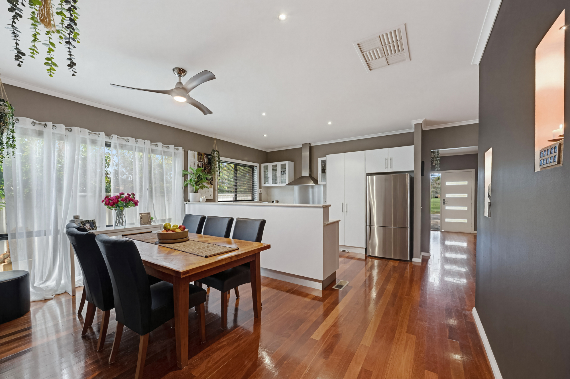 5 ROSSDALE DRIVE, Eaglehawk VIC 3556 - Image 4