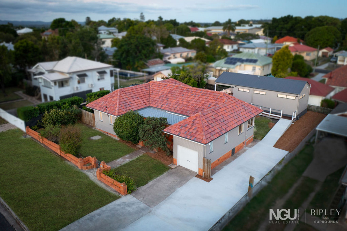 24 CROWN STREET, Silkstone QLD 4304 - Image 1