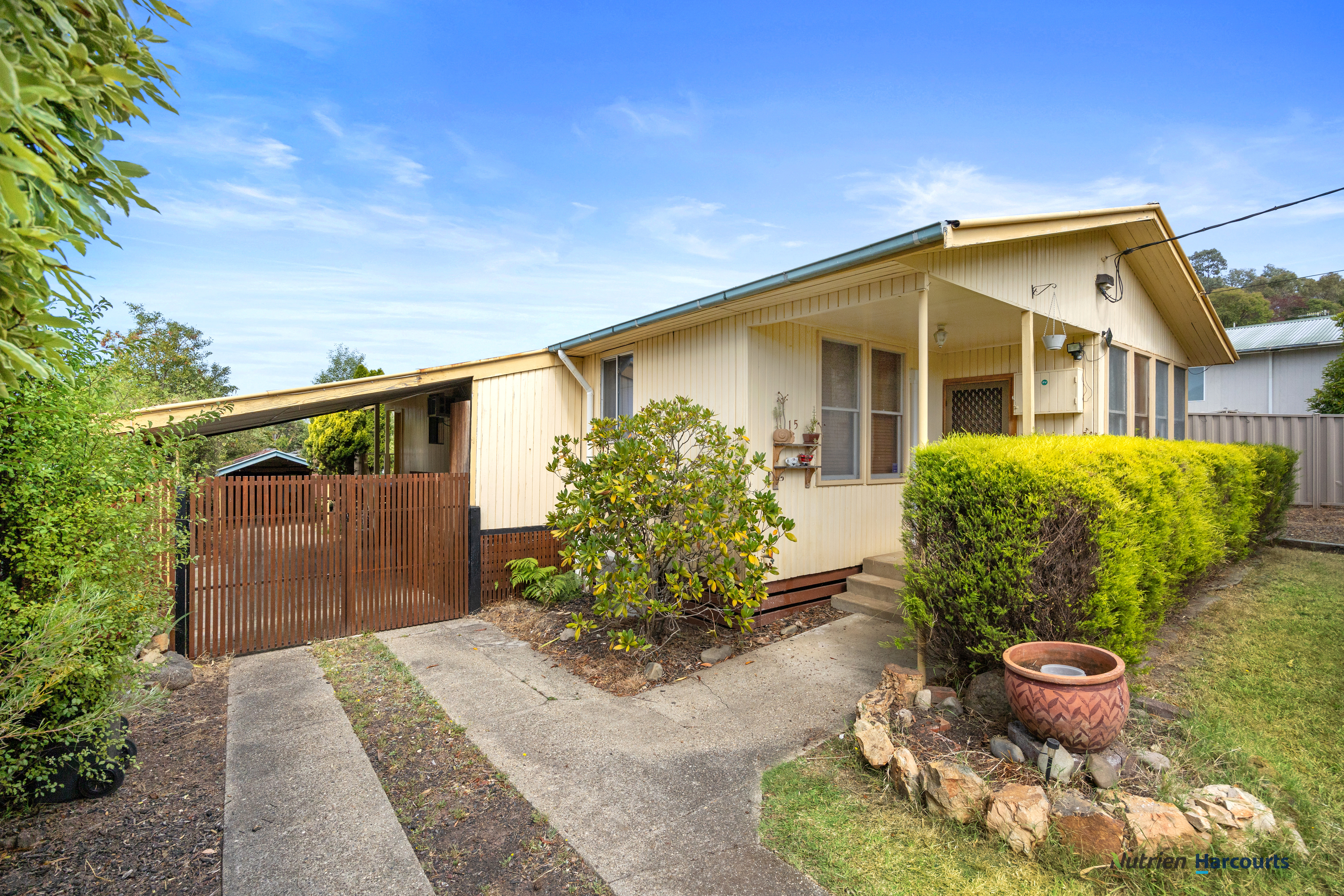 3-bedroom house at 15 Eighth Street, Eildon, VIC 3713, Murrindindi, Victoria