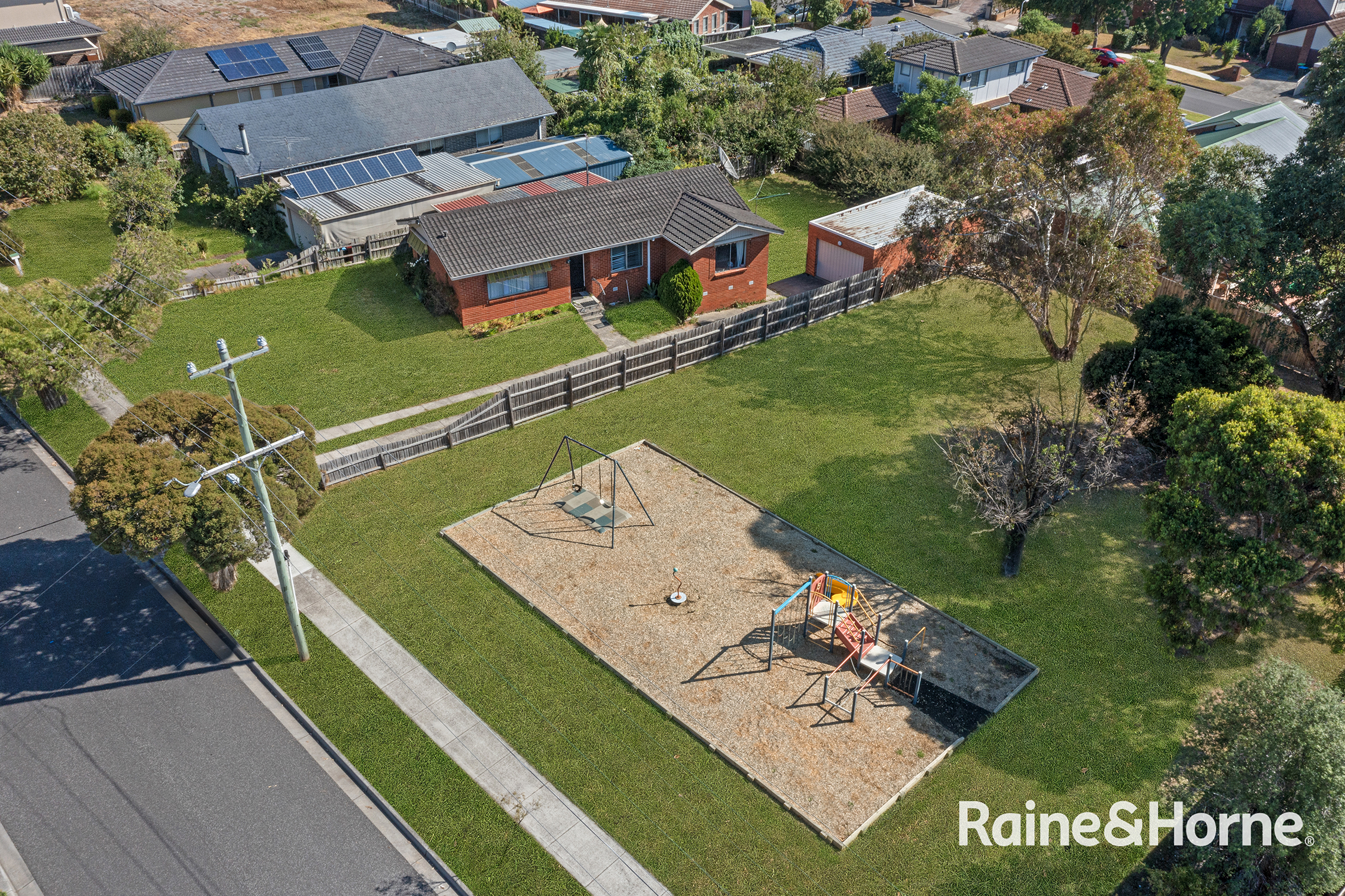 7 Adam Avenue, Hallam, VIC 3803 - Image 10