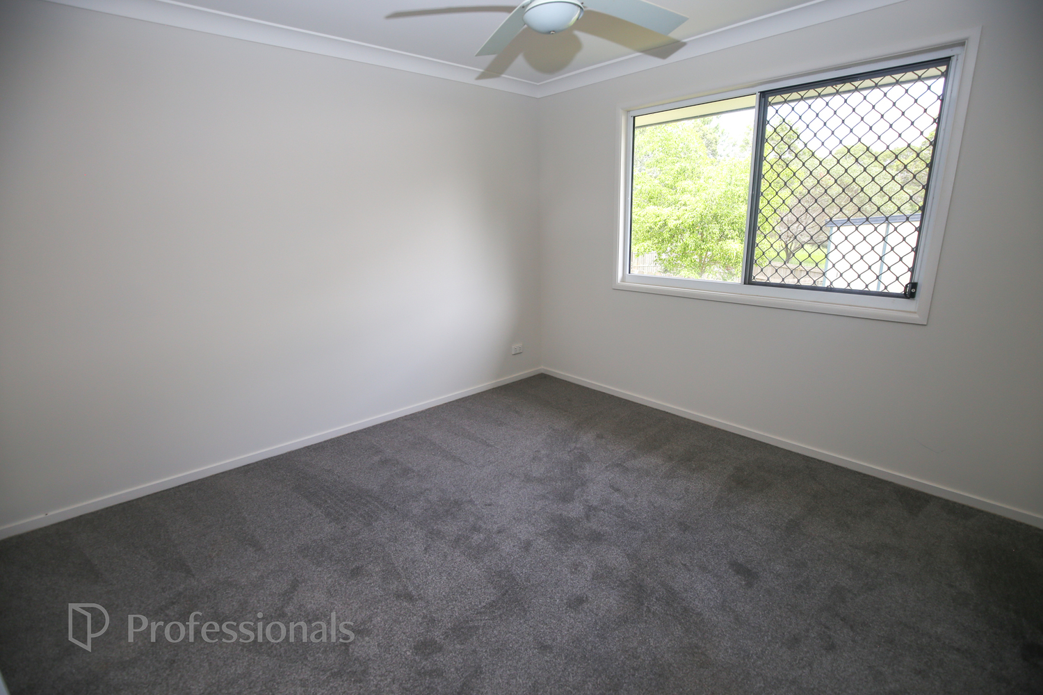 115 HIGH CENTRAL ROAD, Macleay Island QLD 4184 - Image 9
