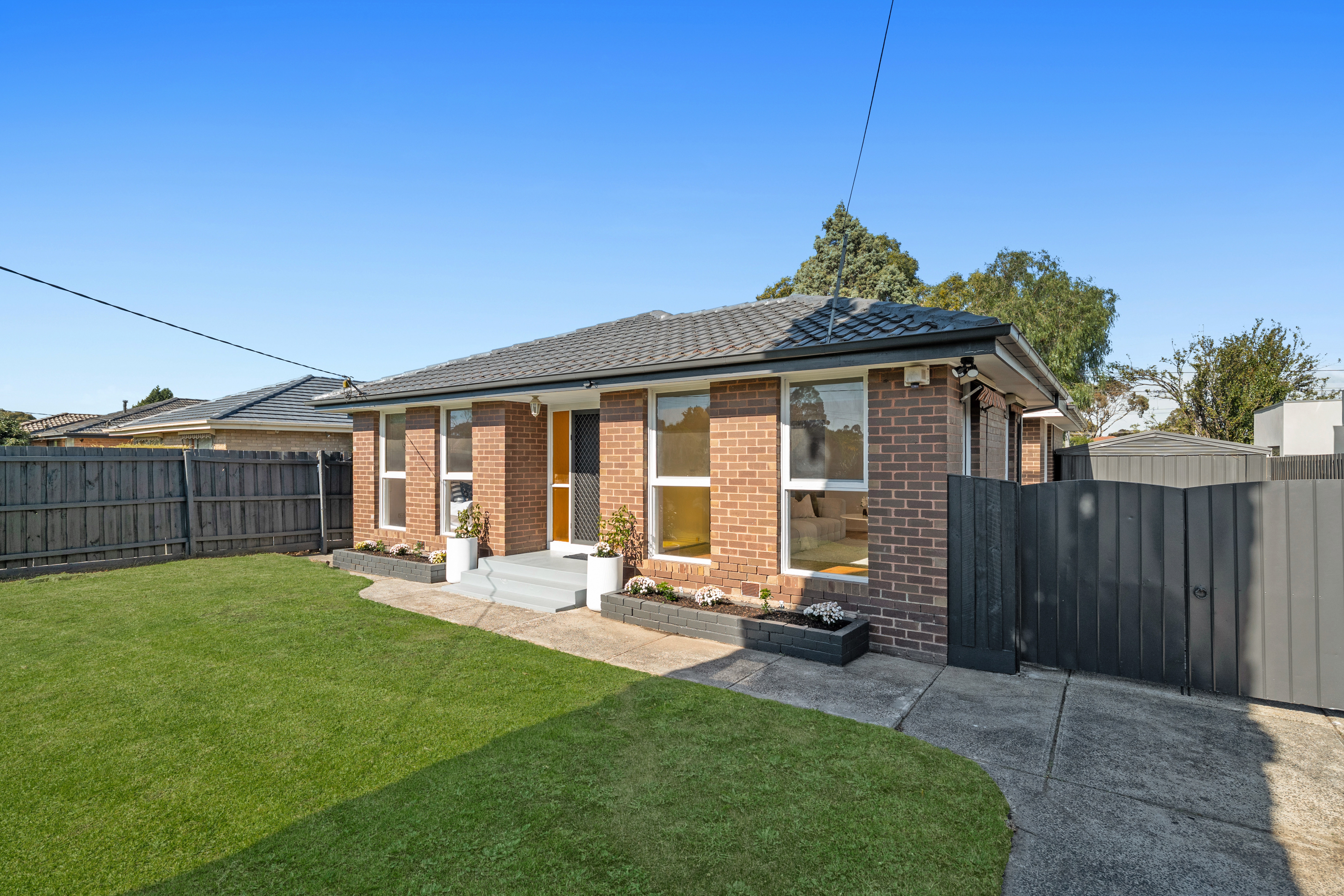 35 PEPPERCORN PARADE, Epping VIC 3076 - Image 1