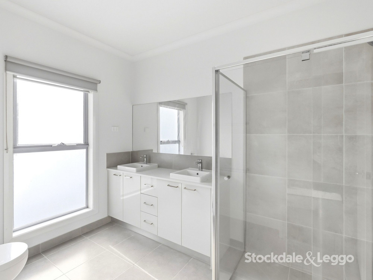 15B Meikle Street, Maddingley, VIC 3340 - Image 8