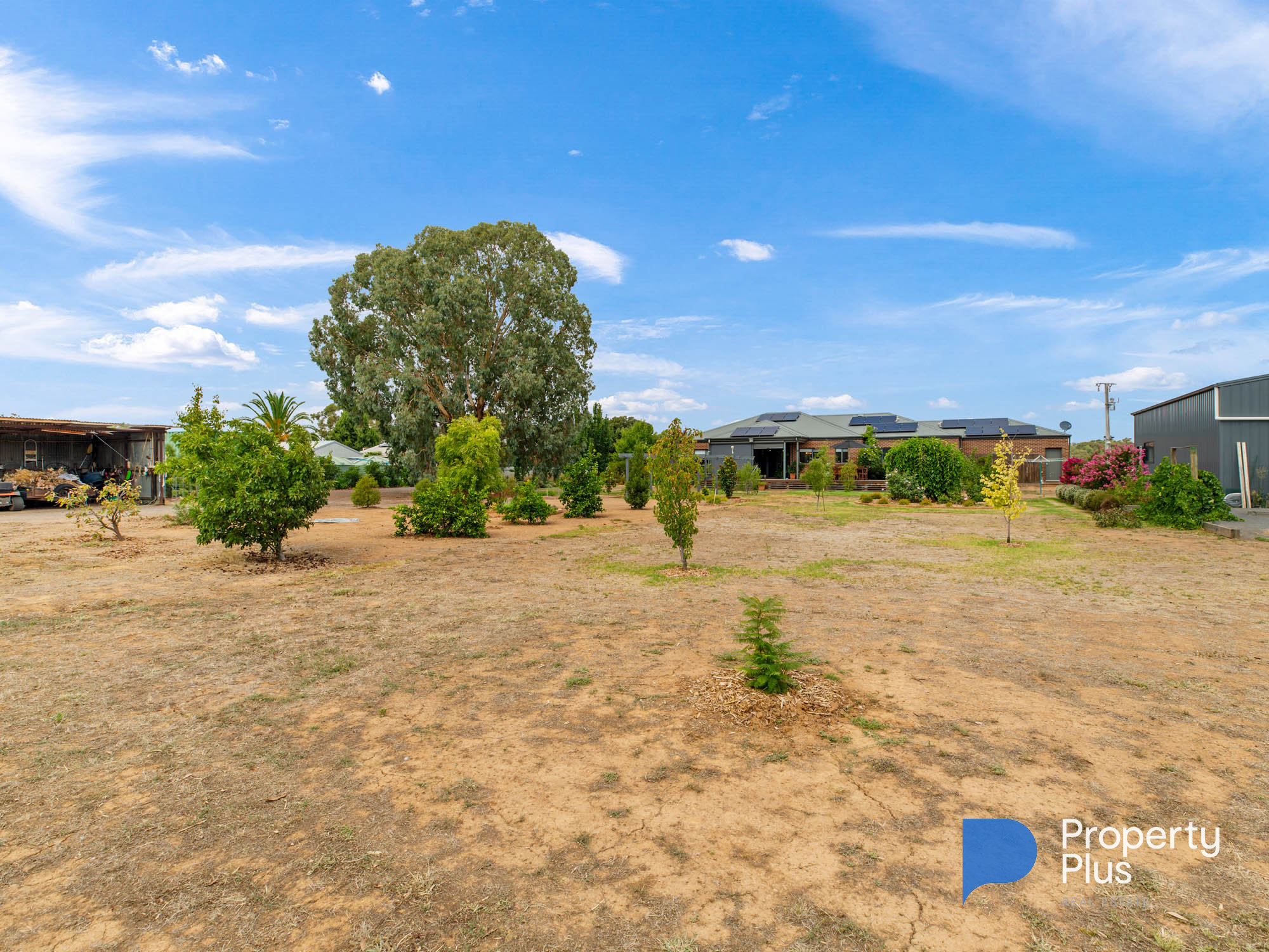 4-bedroom house at 15-17 Wright Street, Charlton, VIC 3525, Buloke, Victoria