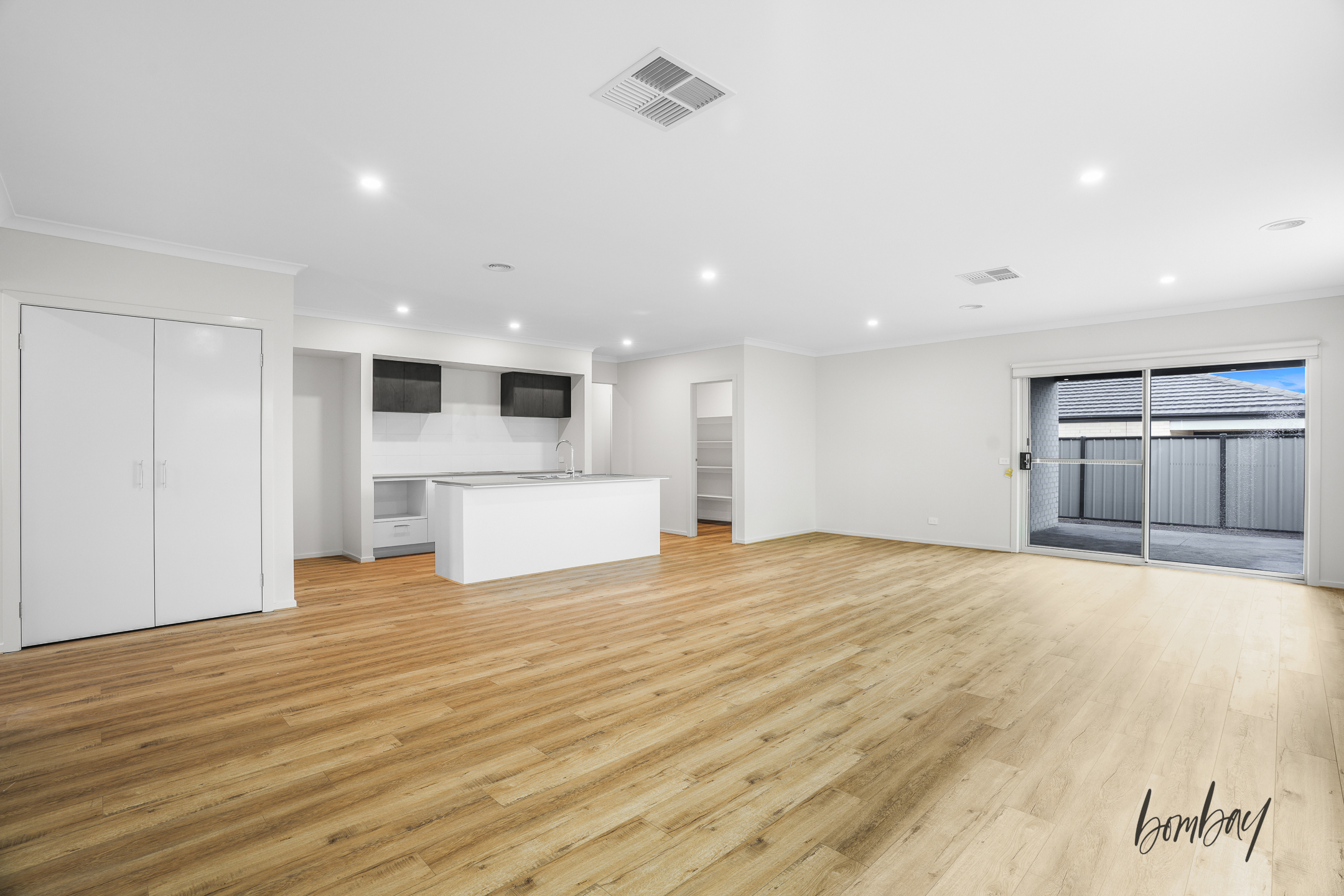 6 Howrah Street, Craigieburn, VIC 3064 - Image 8
