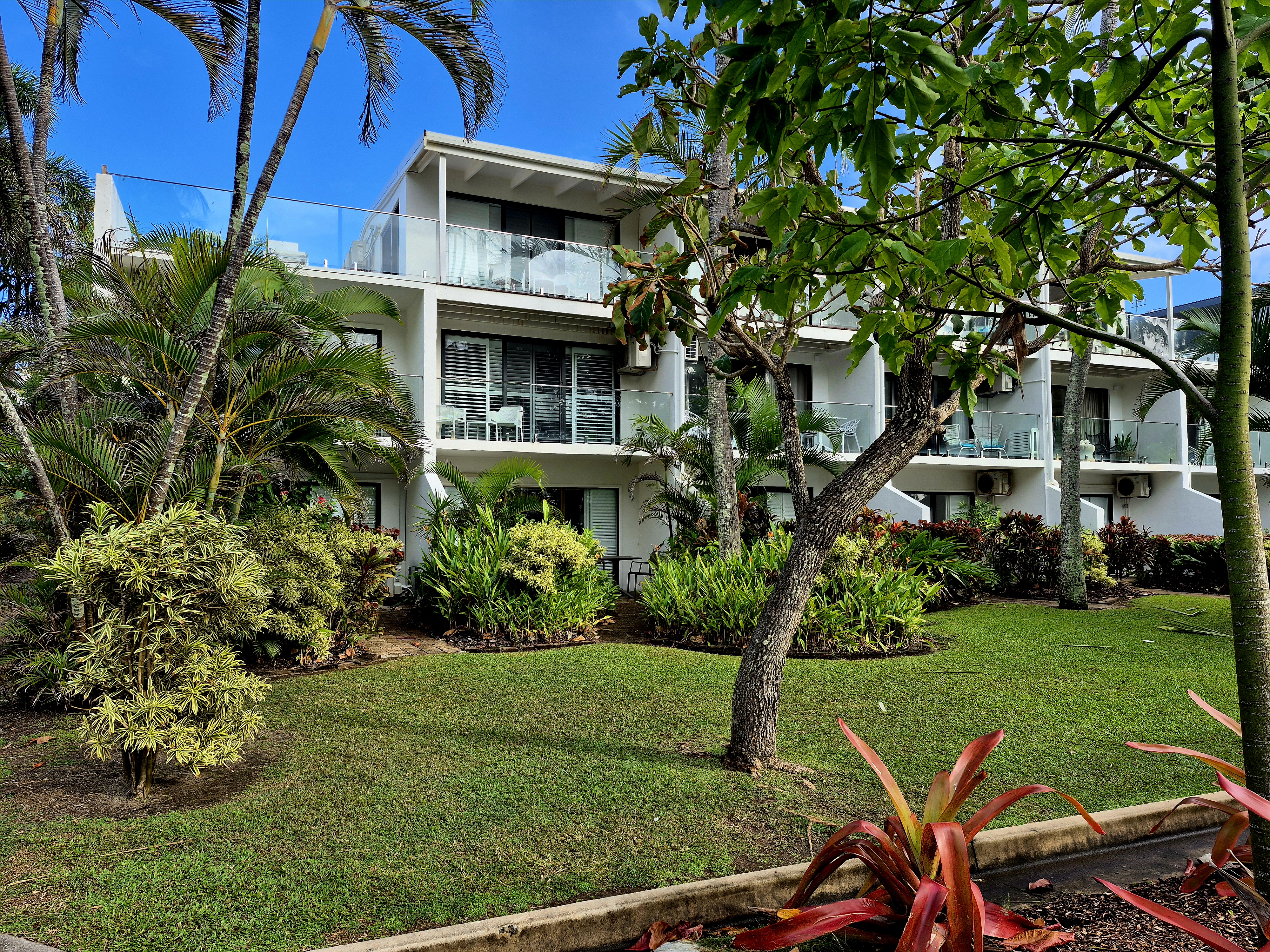 1-bedroom unit at 202/17 Esplanade (Beachfront Terraces), Port Douglas, Qld, 4877, Douglas, Queensland