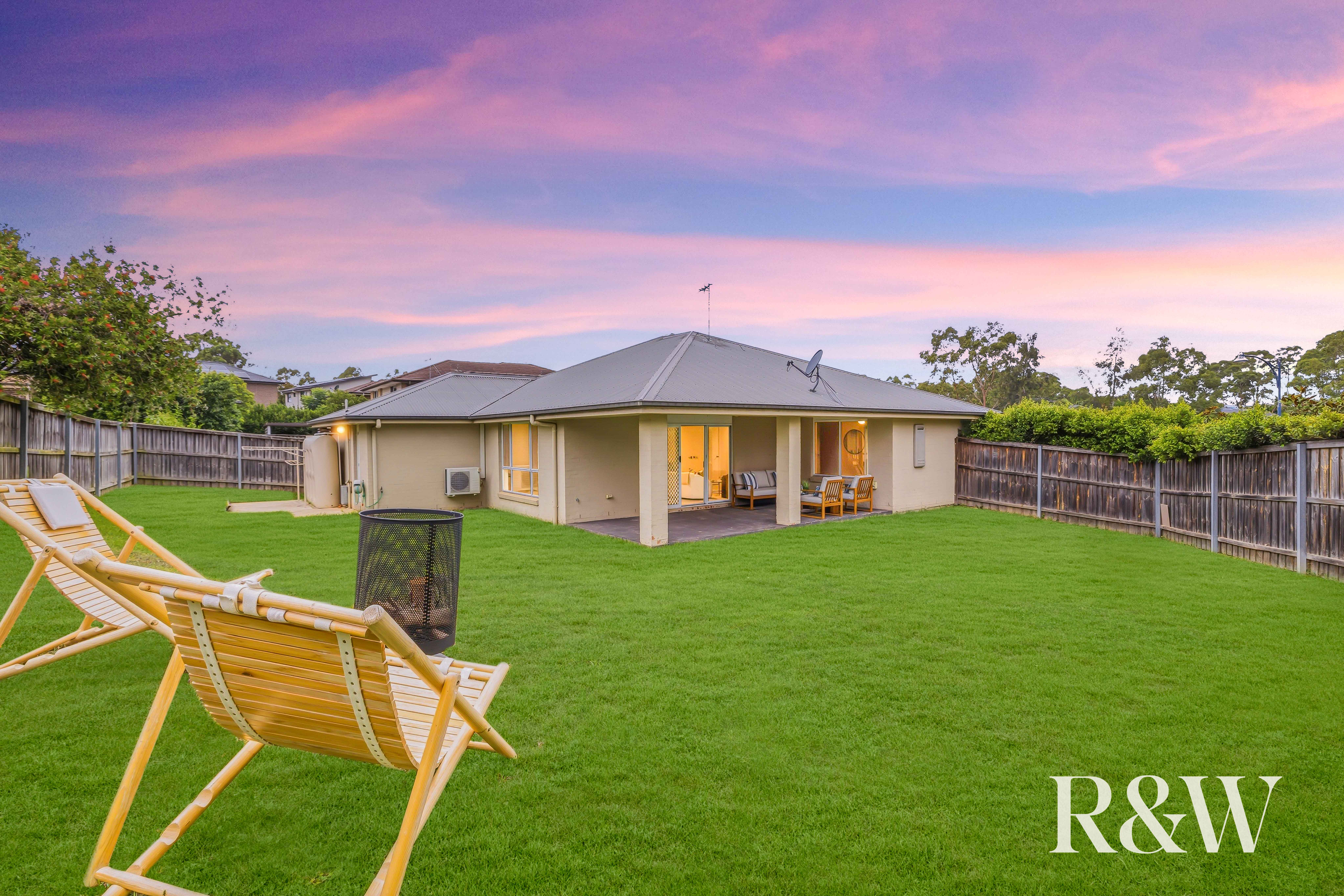 4-bedroom house at 10 Jarvisfield Place, Macquarie Links, NSW 2565, Campbelltown (Nsw), New South Wales