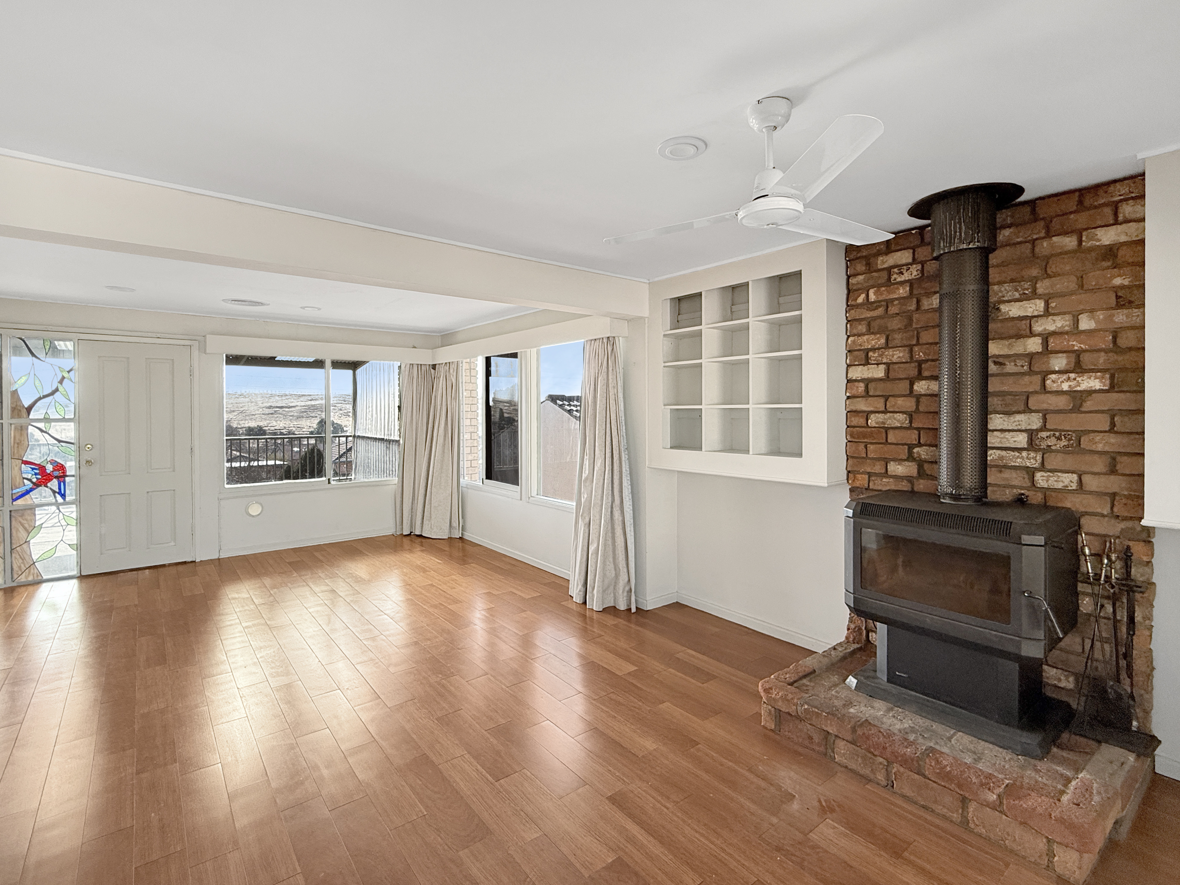 5-bedroom house at 18 Warra Street, Cooma, NSW 2630, Snowy Monaro, New South Wales