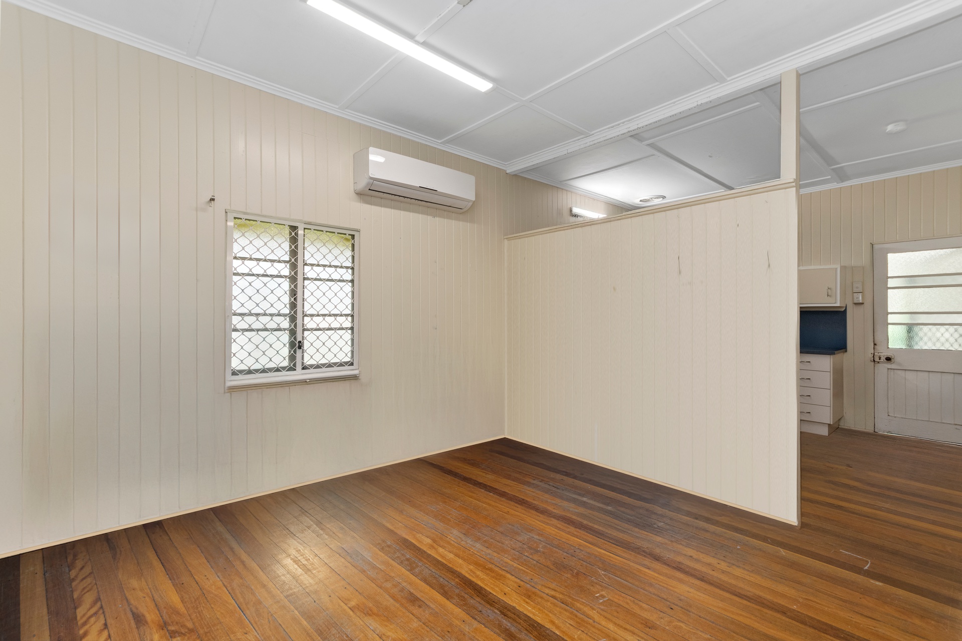 145 ROSS RIVER ROAD, Mundingburra QLD 4812 - Image 3