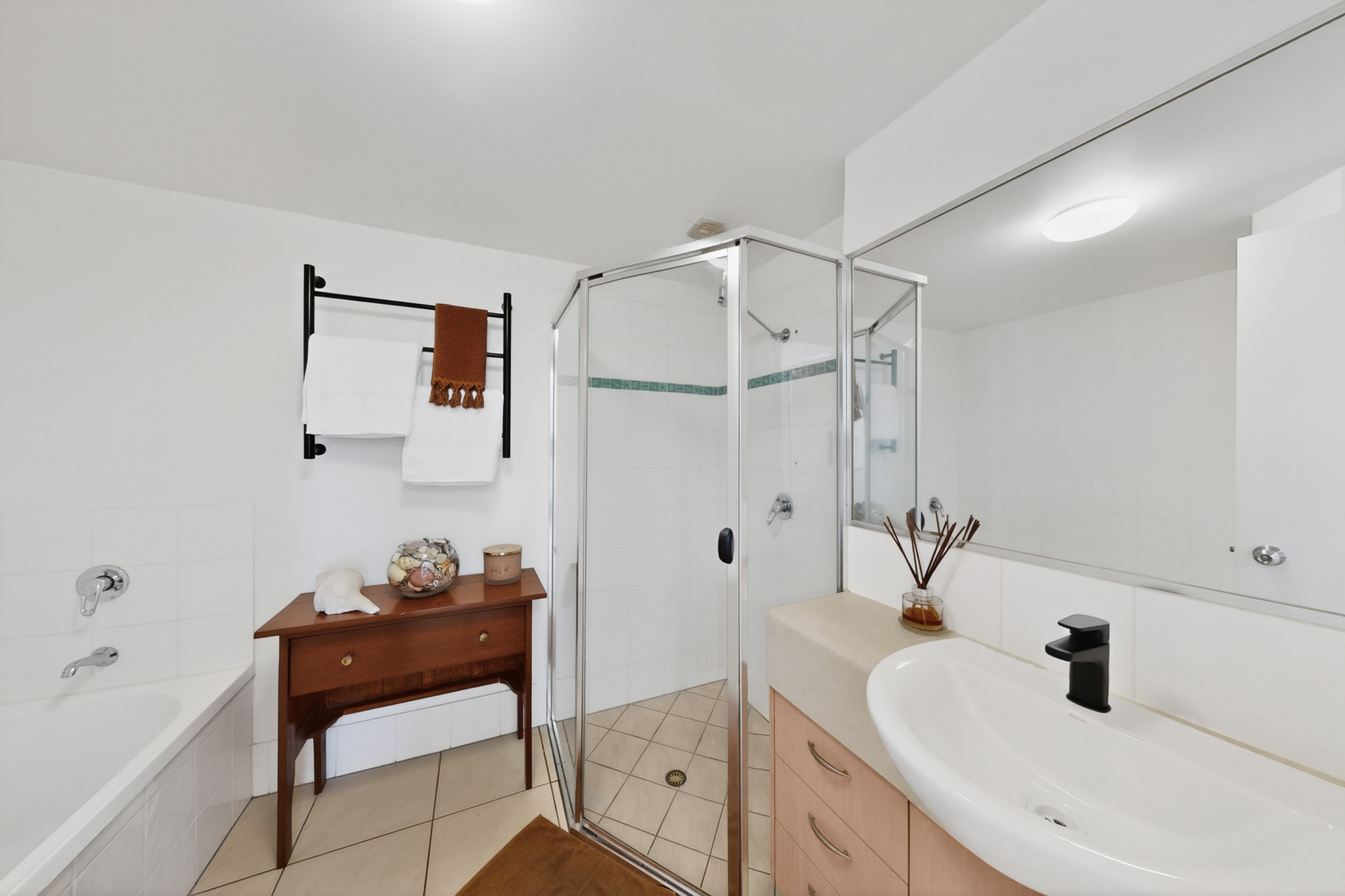 3-bedroom unit at 8/3 Mudjimba Beach Road, Mudjimba, QLD 4564, Sunshine Coast, Queensland