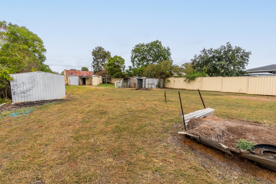 2-bedroom house at 127 TWYNAM STREET, Temora NSW 2666, Temora, New South Wales