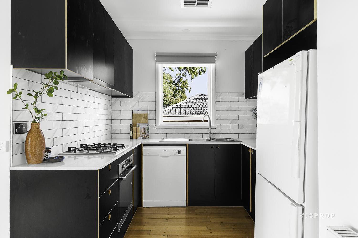 178 Henry Street, Greensborough, VIC 3088 - Image 6