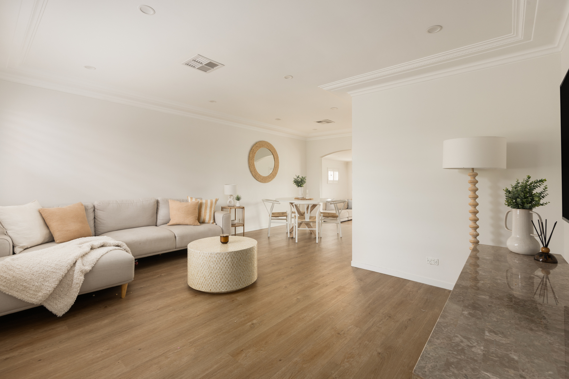 3 LOLA PLACE, Miranda NSW 2228 - Image 2