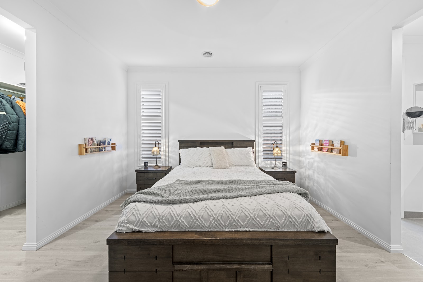 8 Sugarloaf Grove, Werribee, VIC 3030 - Image 6