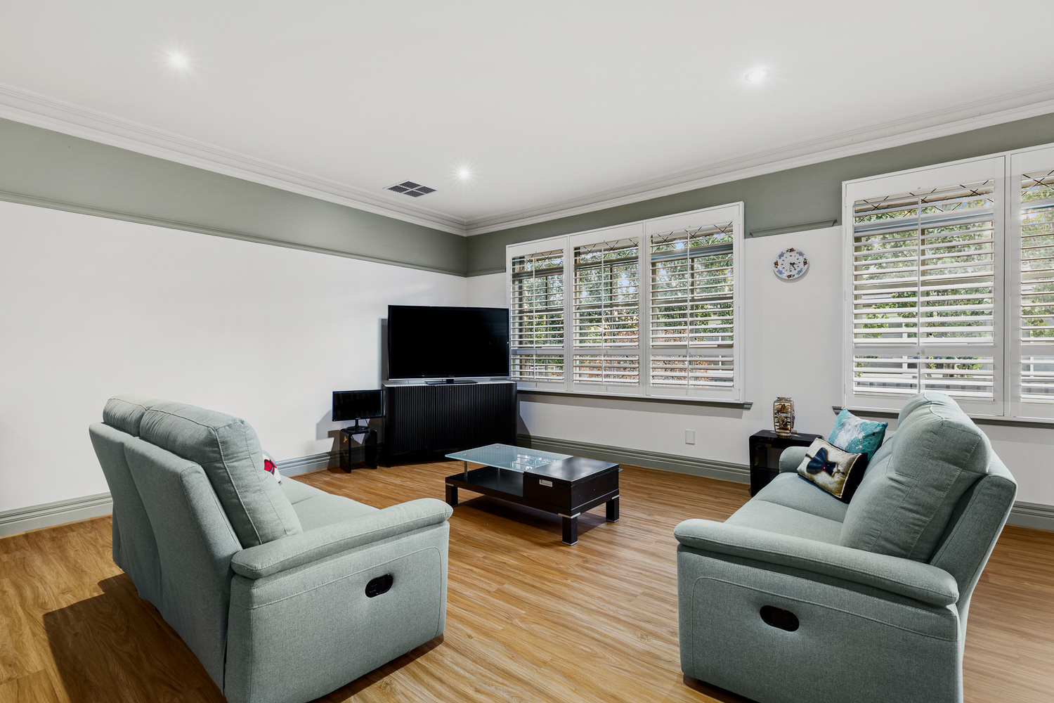 5-bedroom house at 4 REEVE DRIVE, Keilor VIC 3036, Brimbank, Victoria