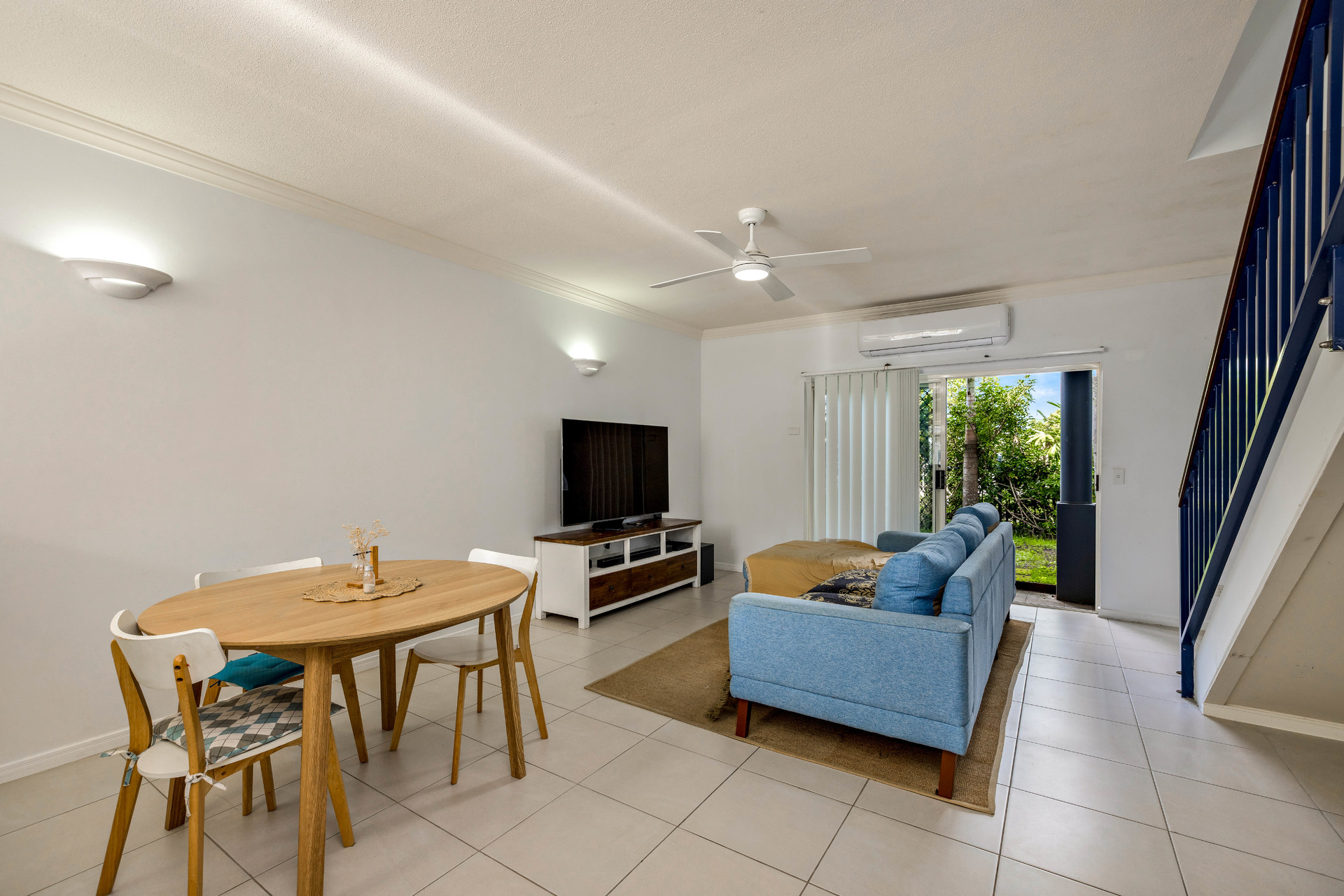 2/184-190 Gatton Street, Manunda, QLD 4870 - Image 2