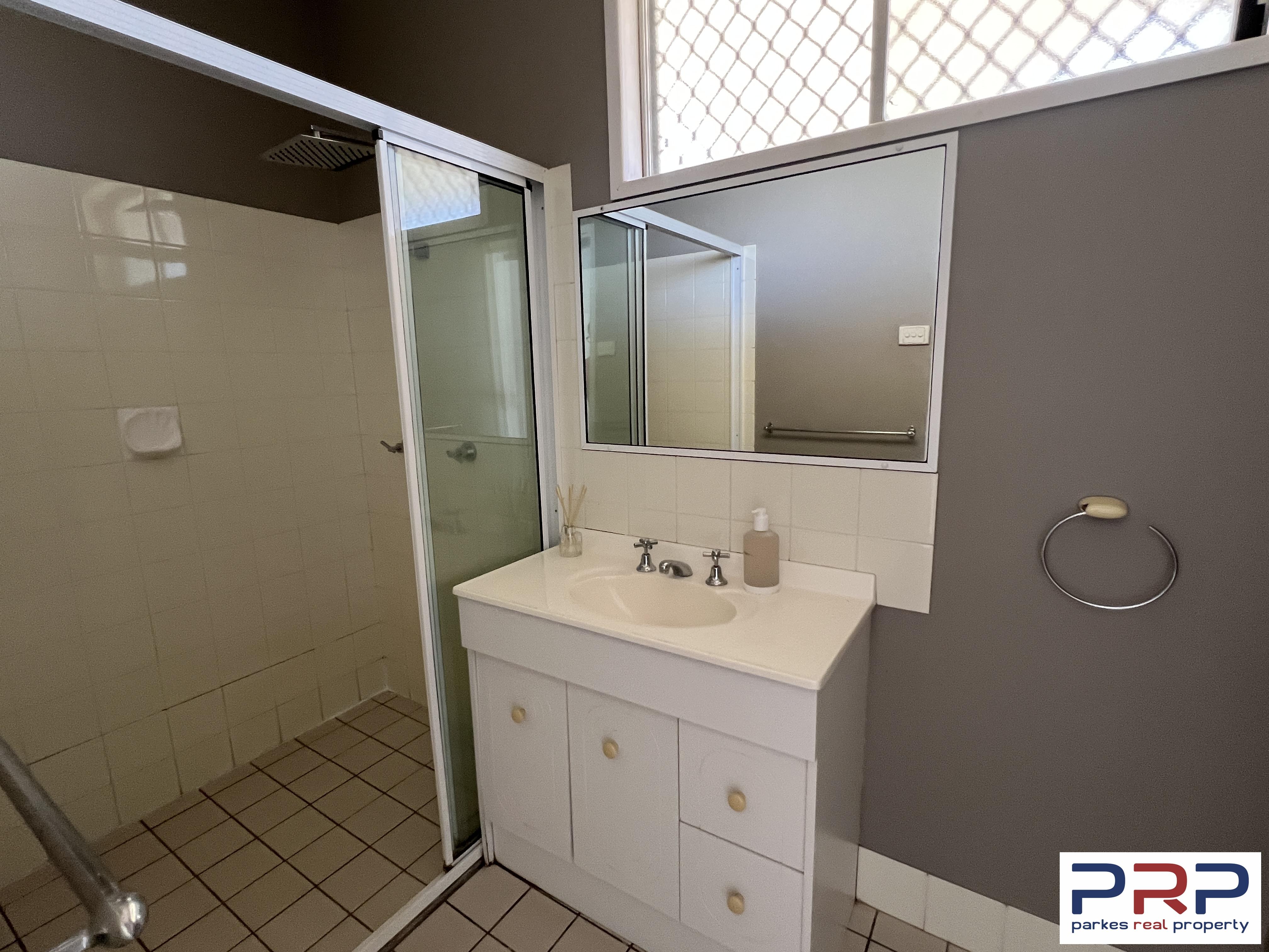 3-bedroom house at 7 Mitchell Street, Parkes, NSW 2870, Parkes, New South Wales