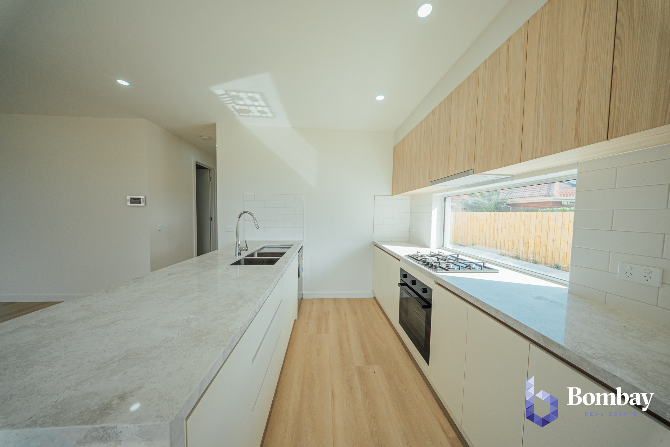 1&3/17 Juniper Crescent, Thomastown, Vic, 3074 - Image 3