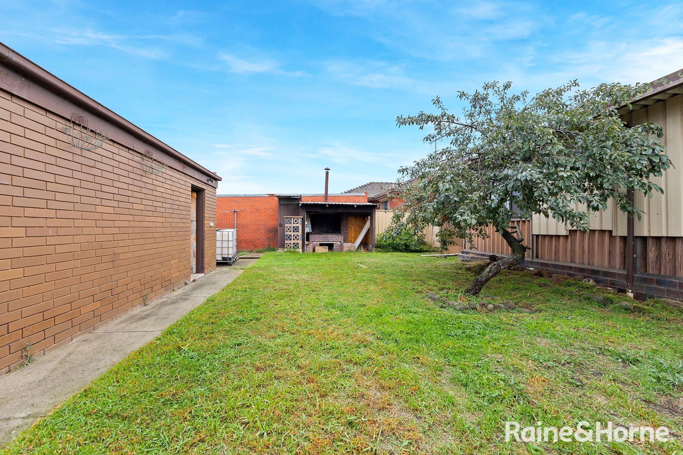 3-bedroom house at 1 HARRIS STREET, St Albans VIC 3021, Brimbank, Victoria