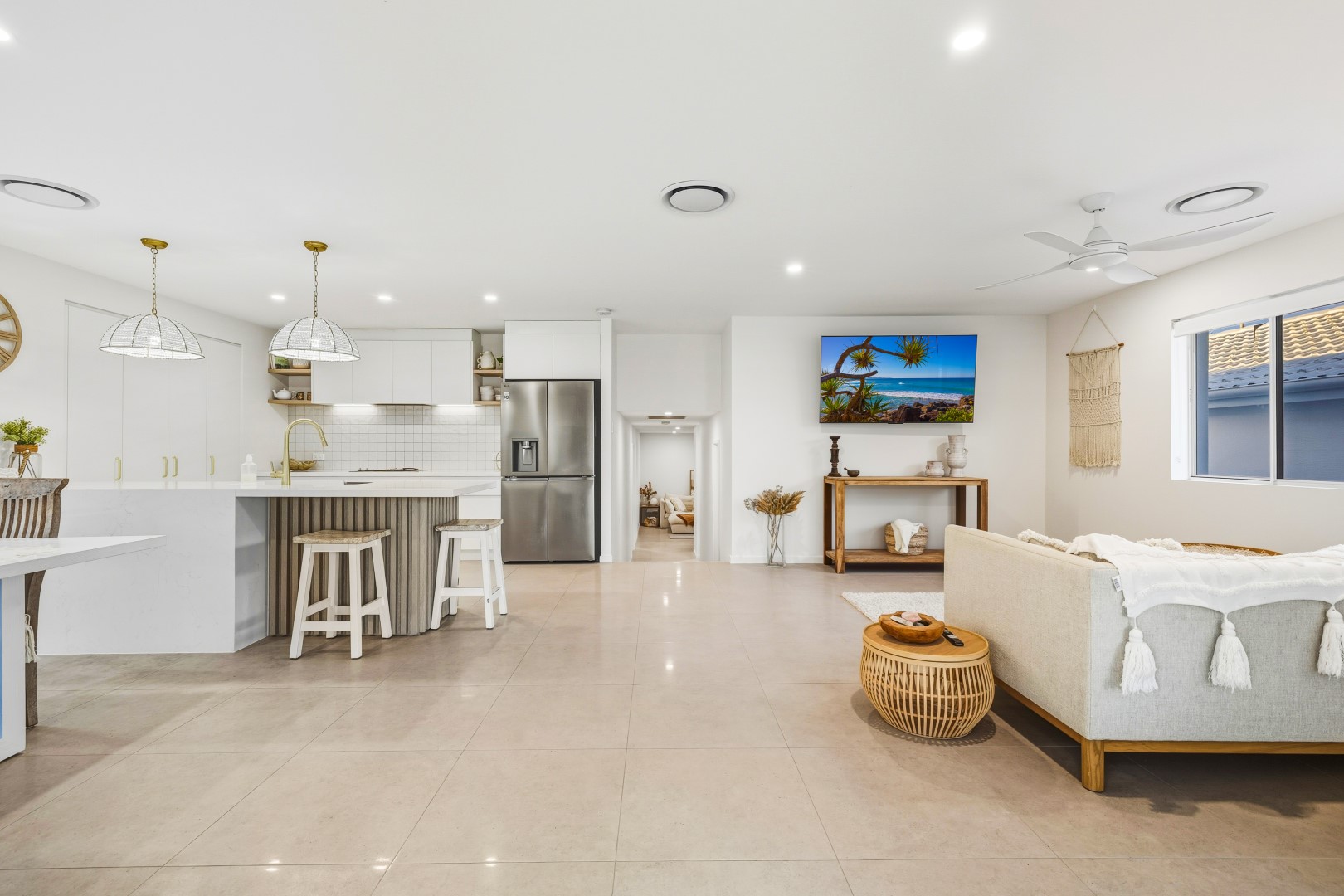 98 BAANYA STREET, Wurtulla QLD 4575 - Image 3